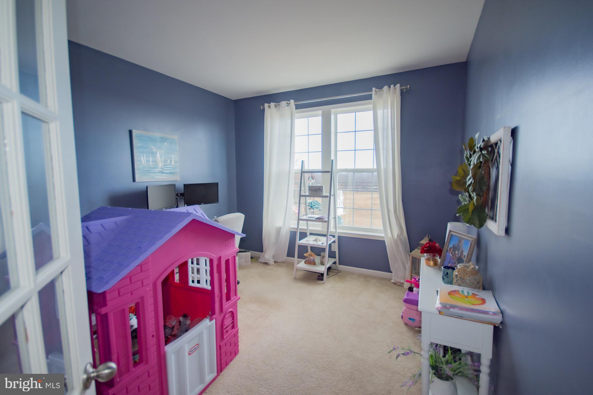 RIDGES OF TUSCARORA - Residential