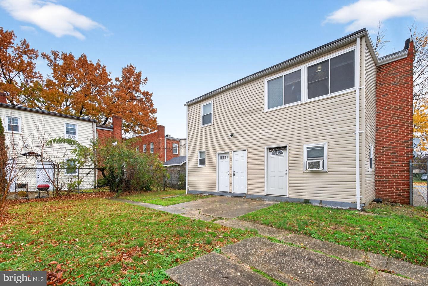 3207 11TH PL SE 3