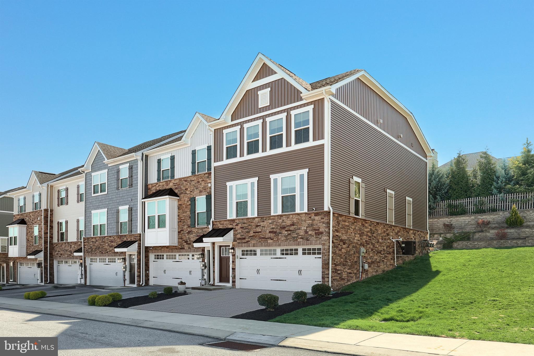 REGENTS GLEN - Residential