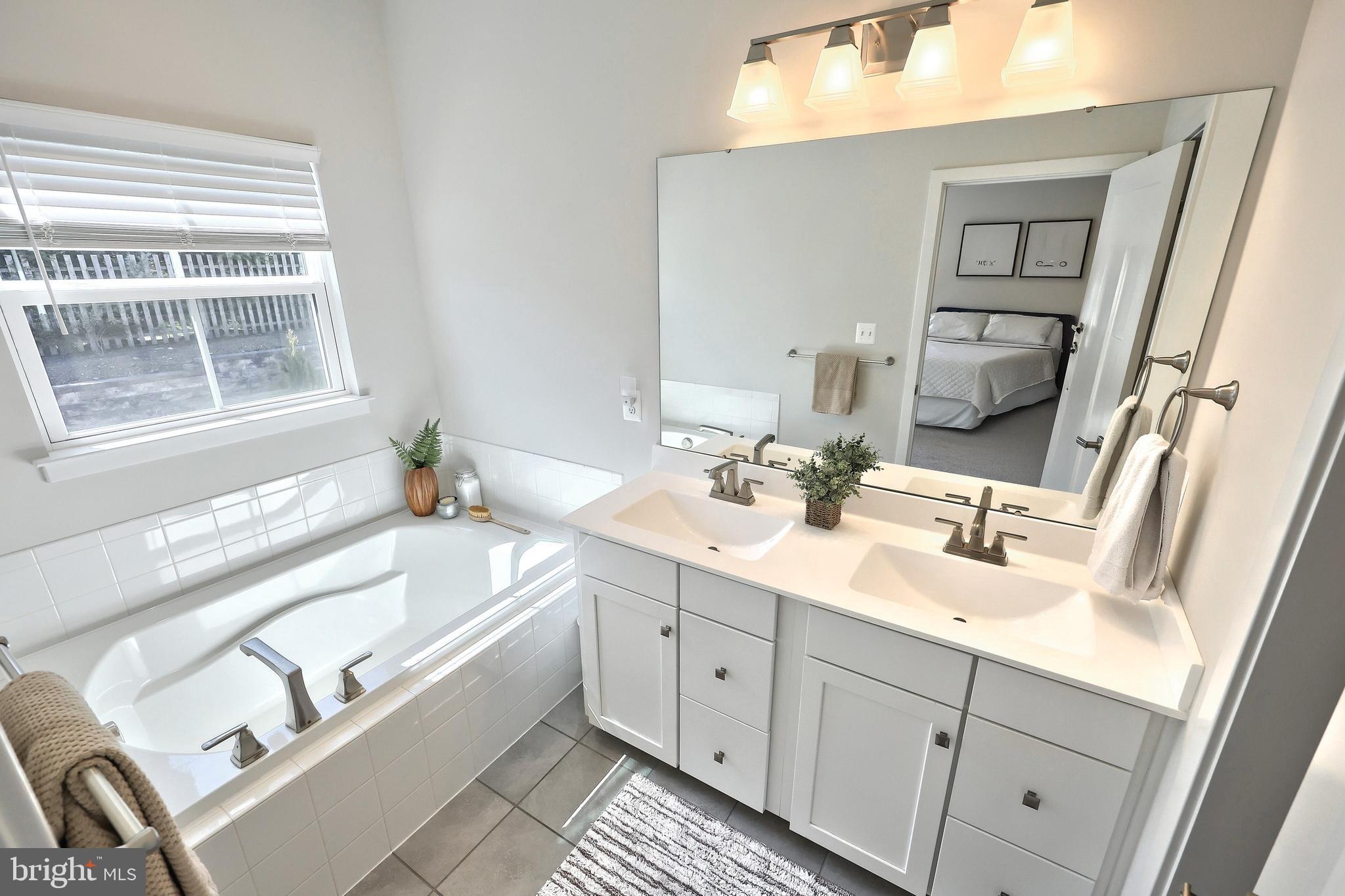 REGENTS GLEN - Residential