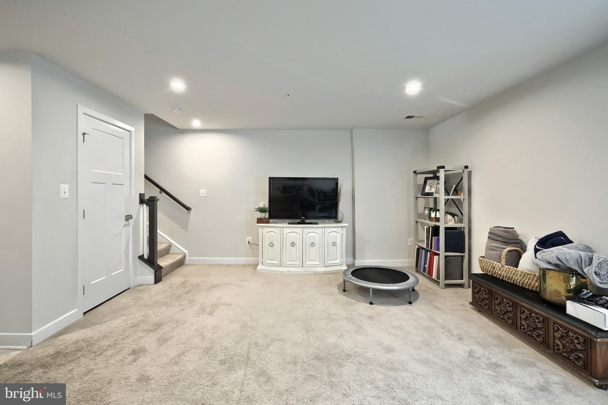 REGENTS GLEN - Residential