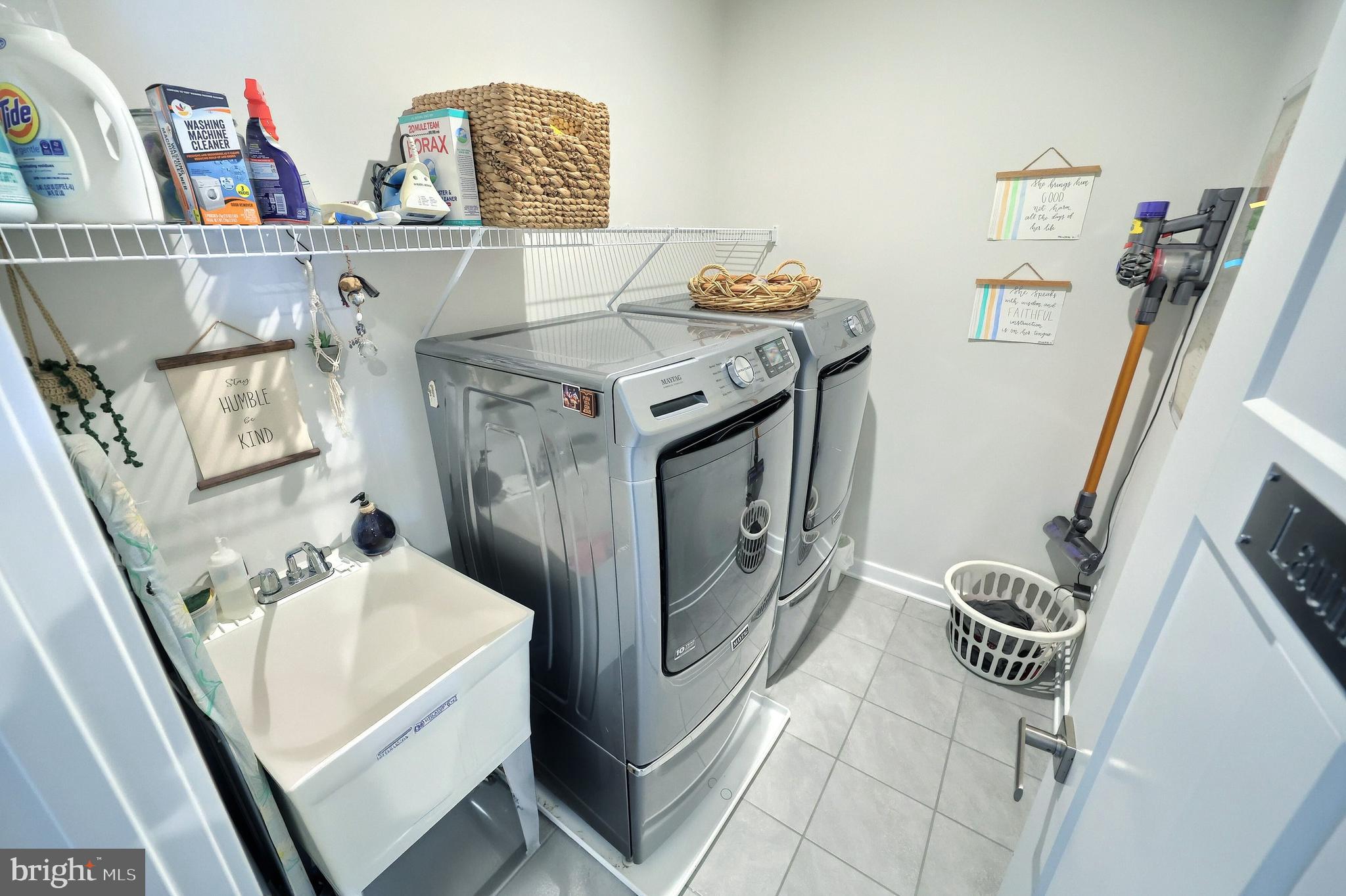 REGENTS GLEN - Residential