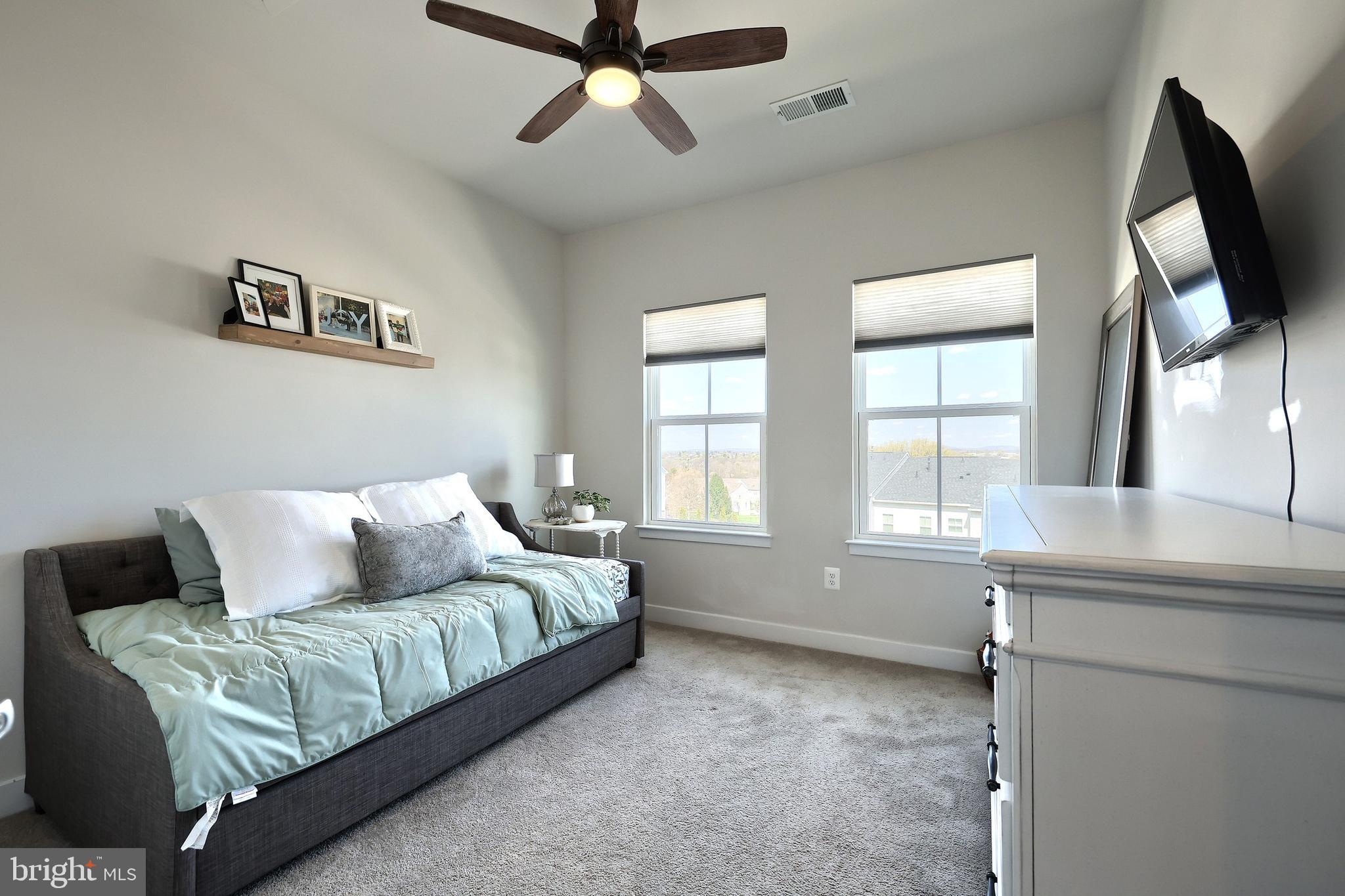 REGENTS GLEN - Residential