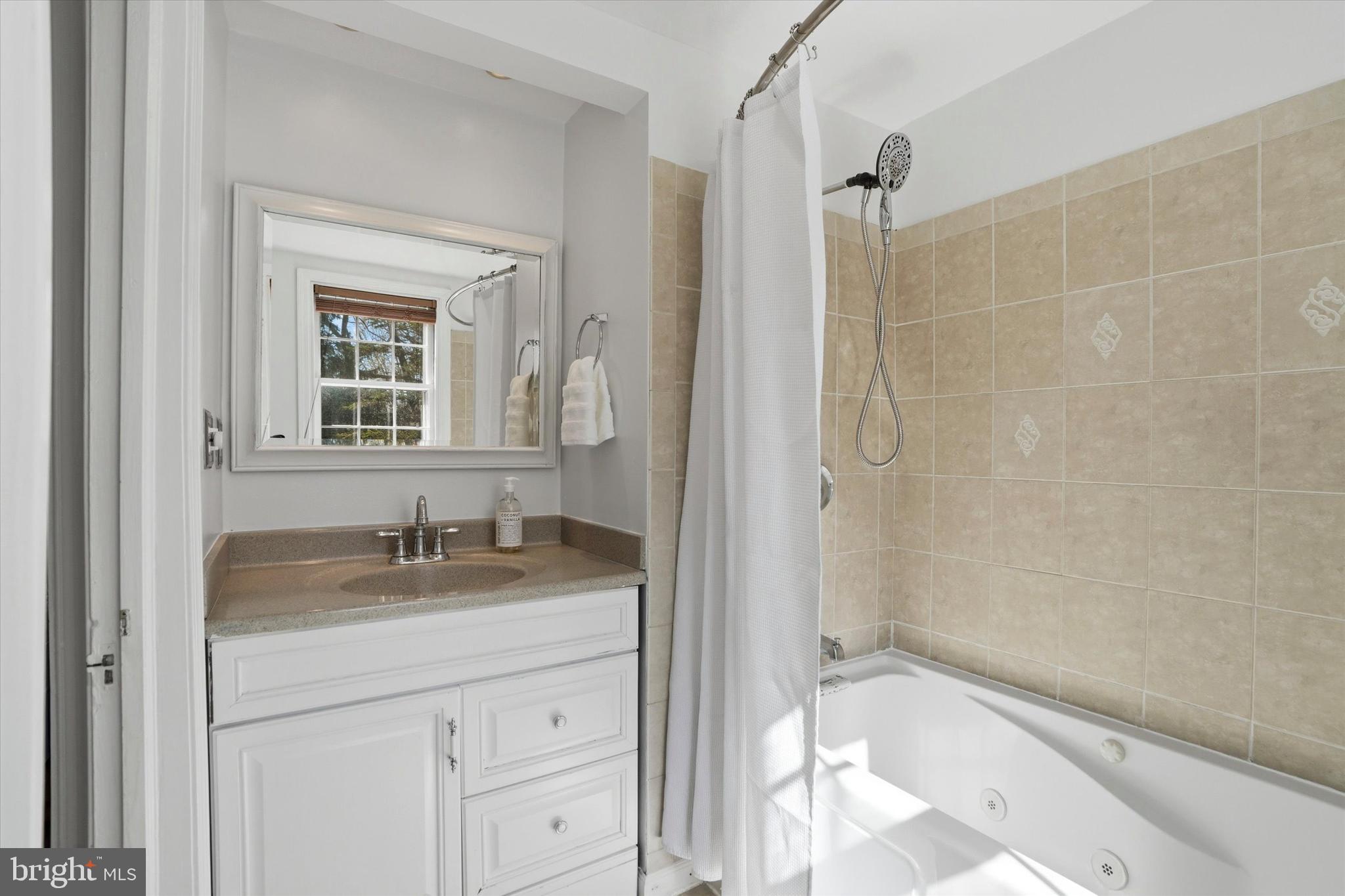 ENFIELD - Residential