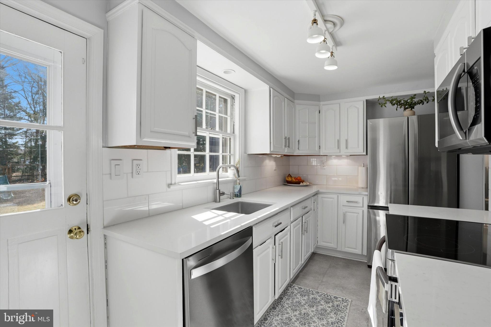 ENFIELD - Residential