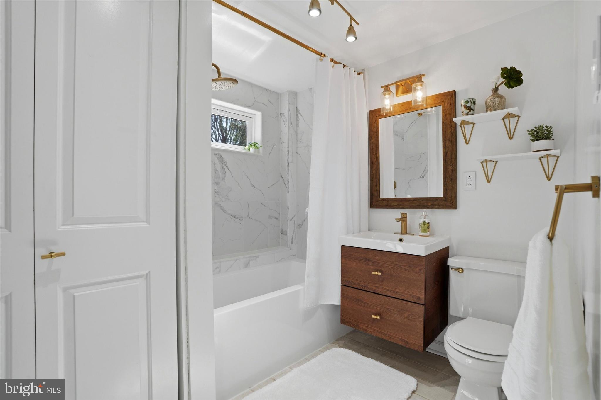 ENFIELD - Residential