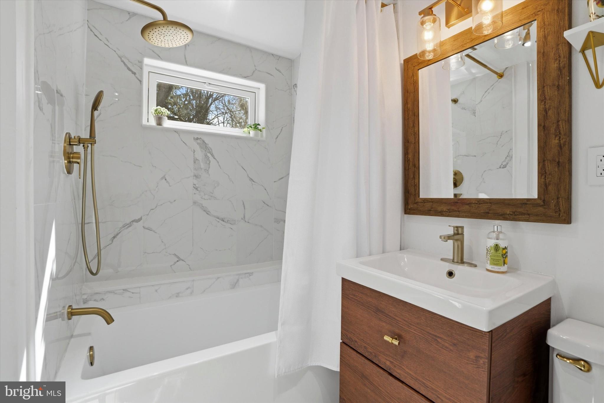 ENFIELD - Residential