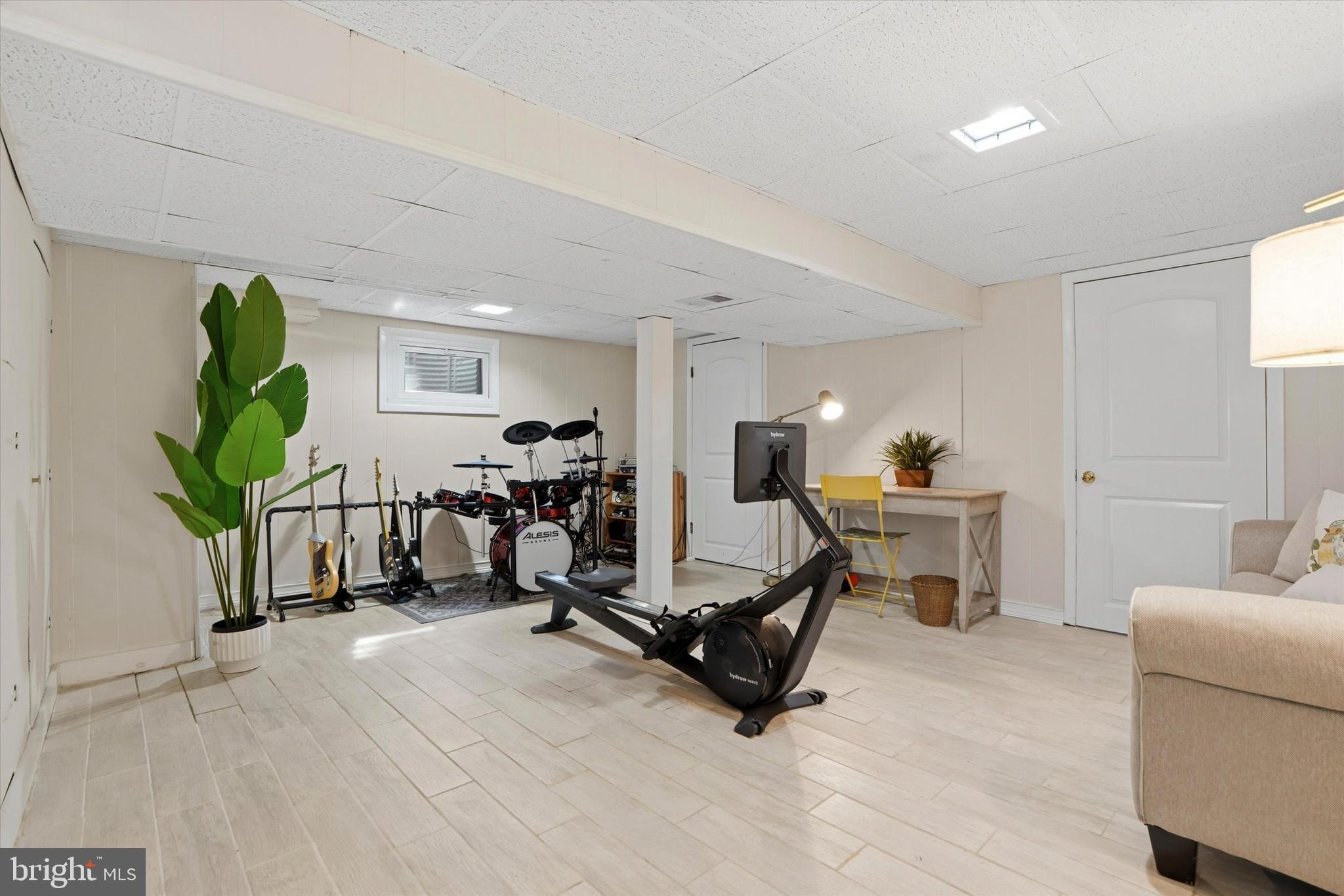 ENFIELD - Residential