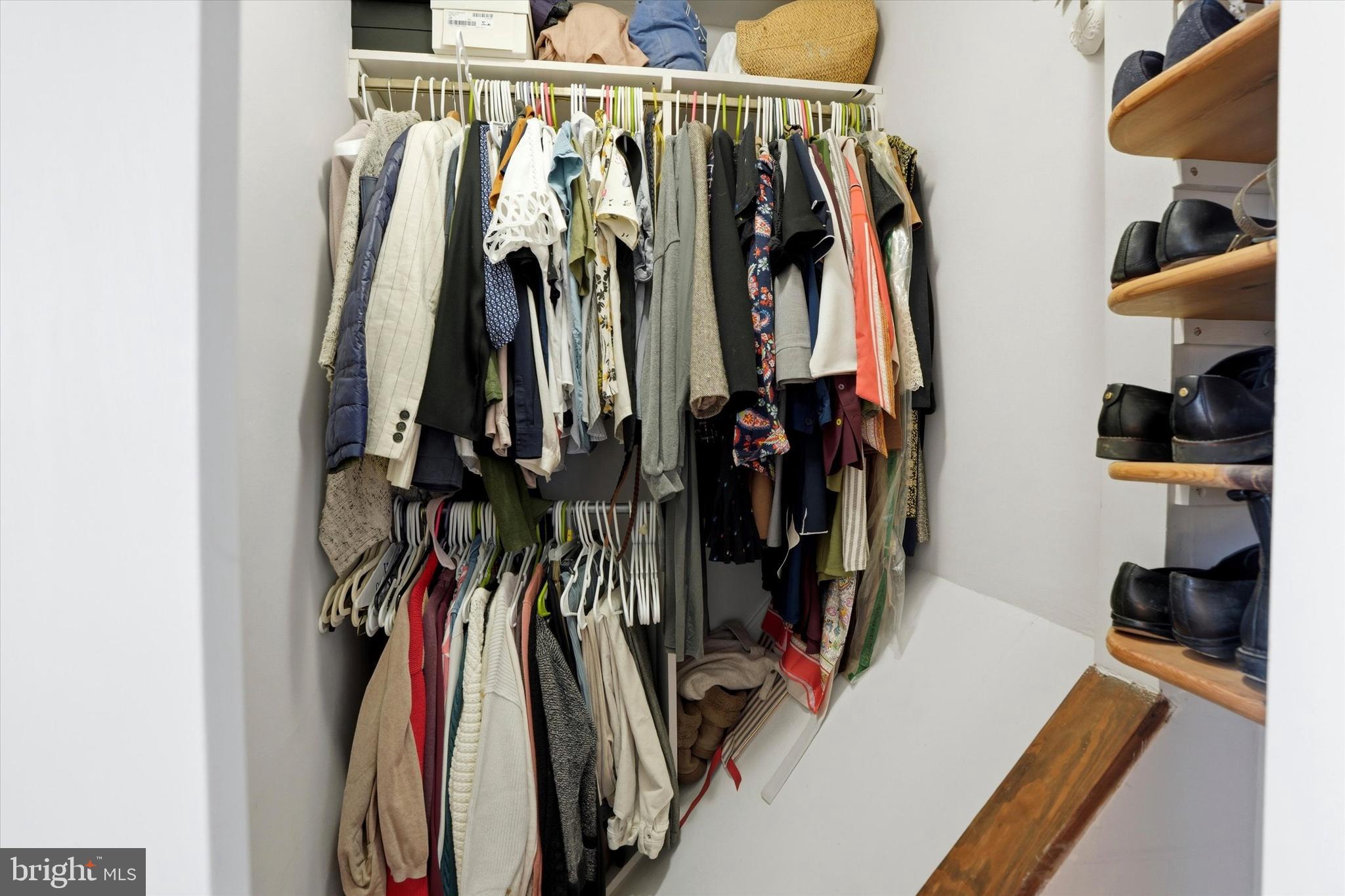 ENFIELD - Residential