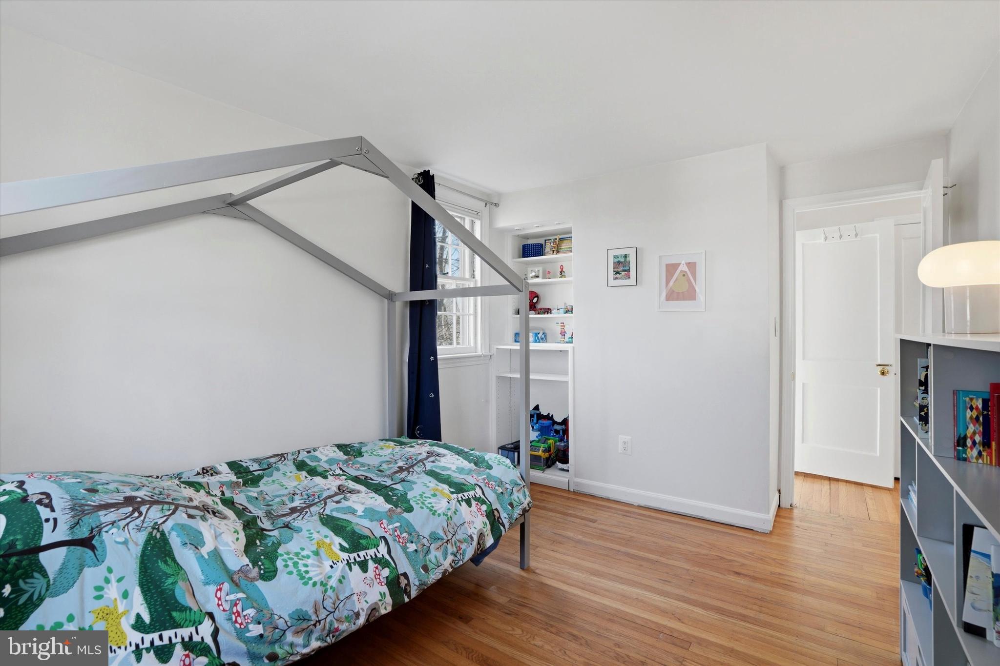 ENFIELD - Residential