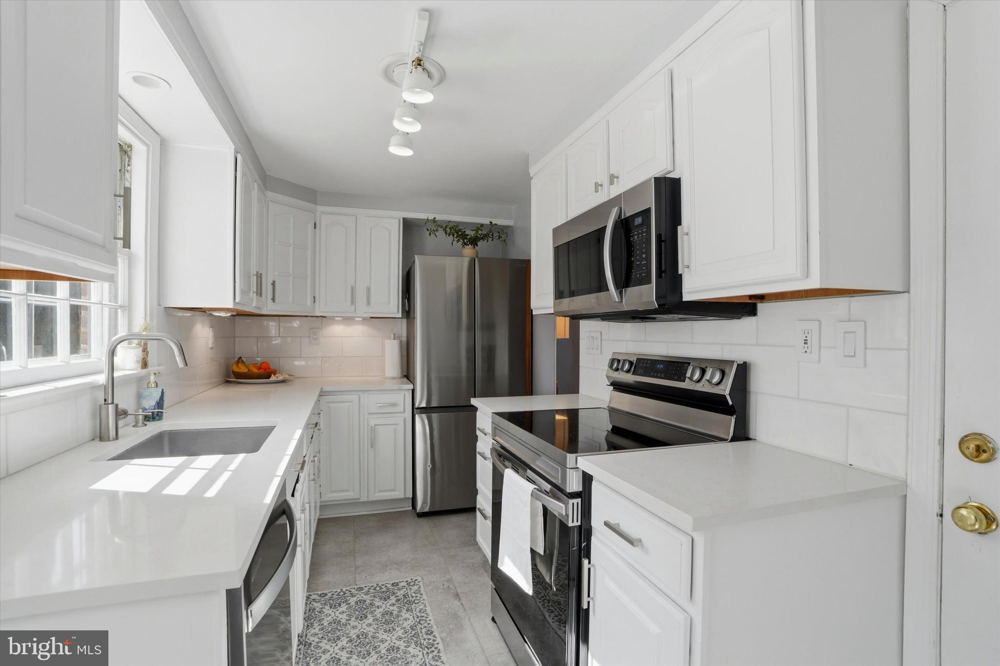 ENFIELD - Residential