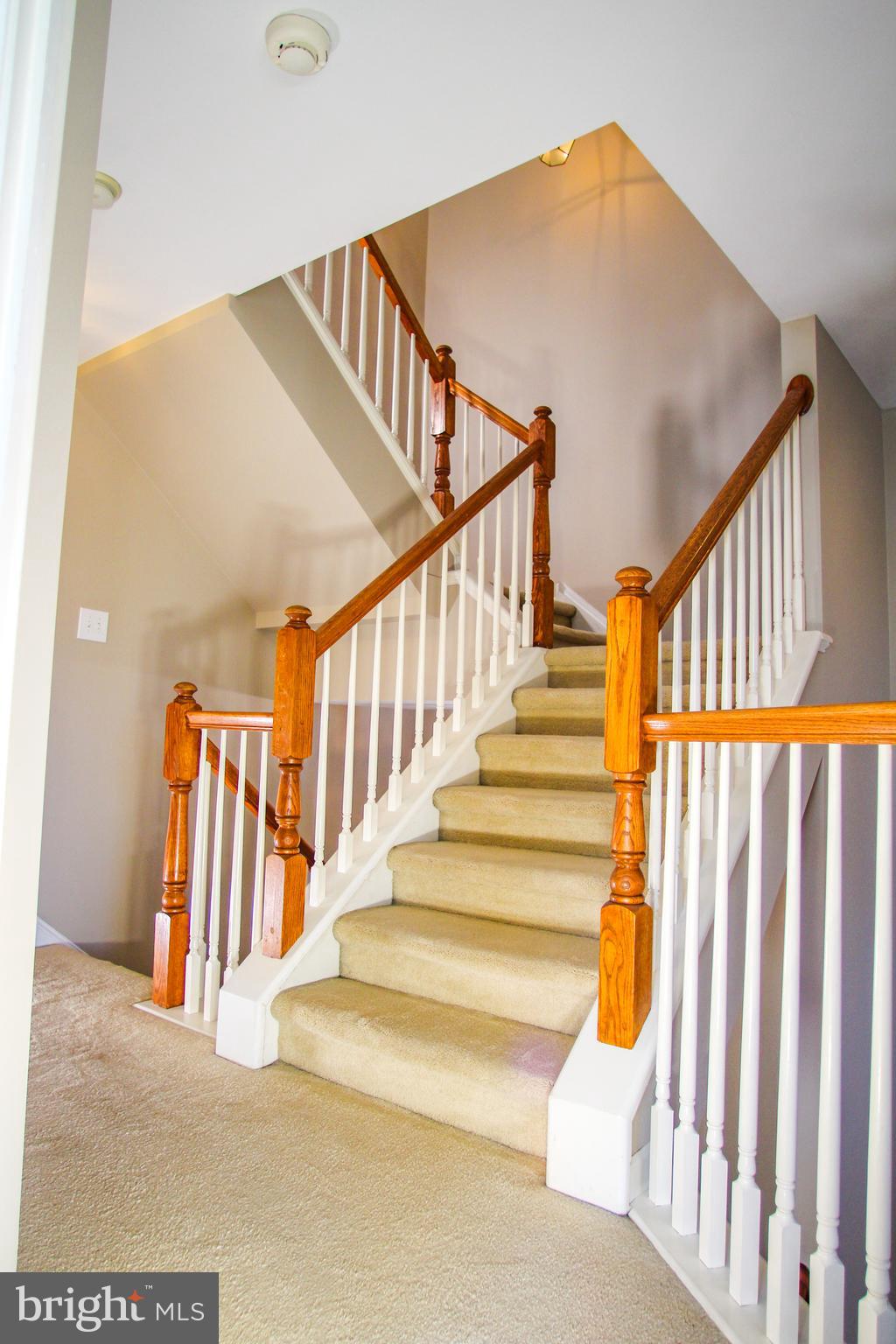 WHITELAND WOODS - Residential Lease