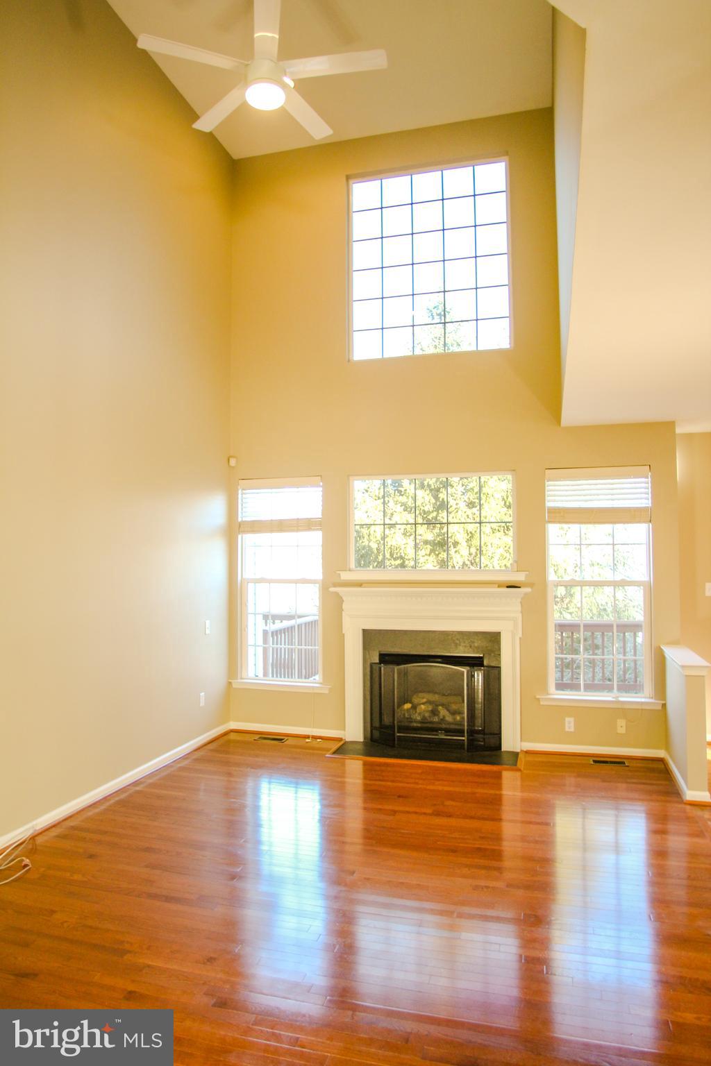 WHITELAND WOODS - Residential Lease