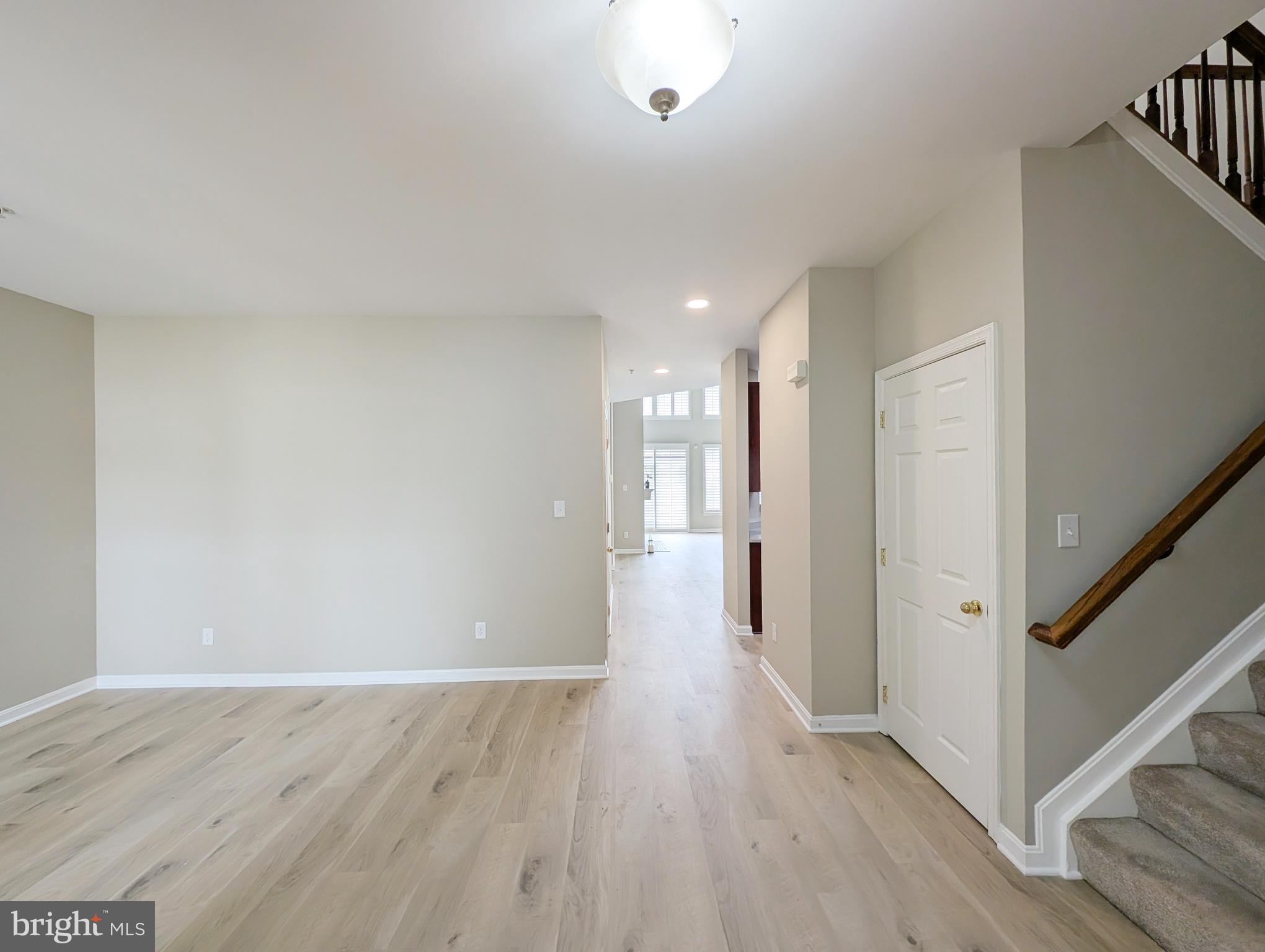 406 GRANVILLE COURT