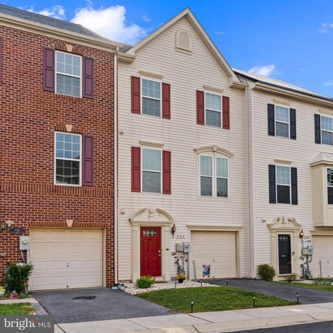 Townhouse For Sale - 737 Olive Wood Ln<br/> BALTIMORE, MD 21225