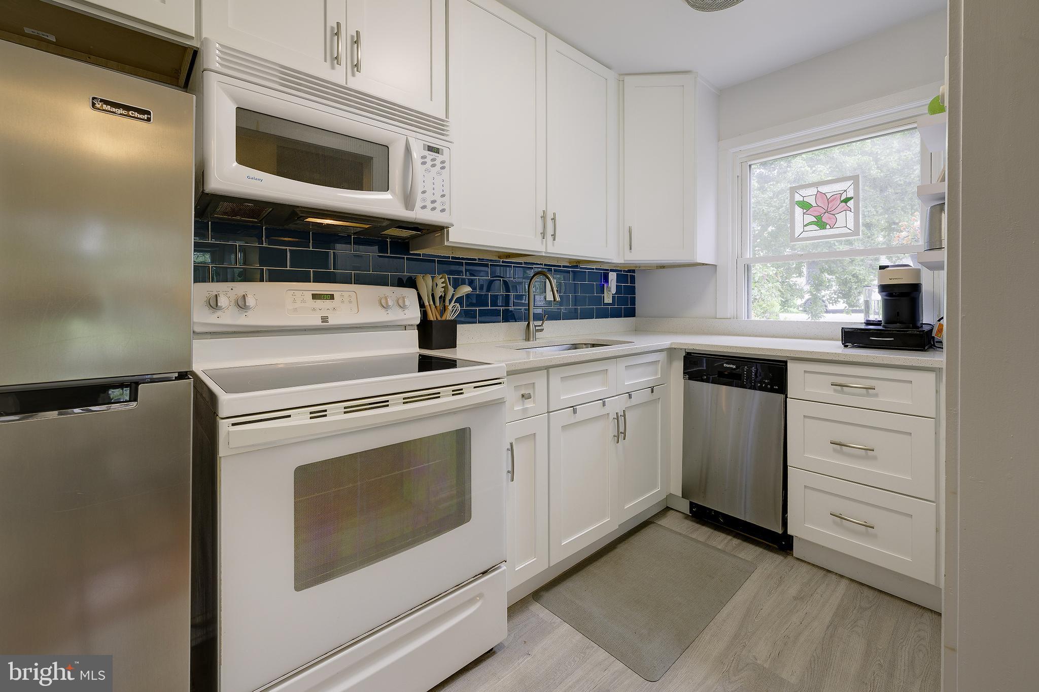 1 LAUREL HILL ROAD E