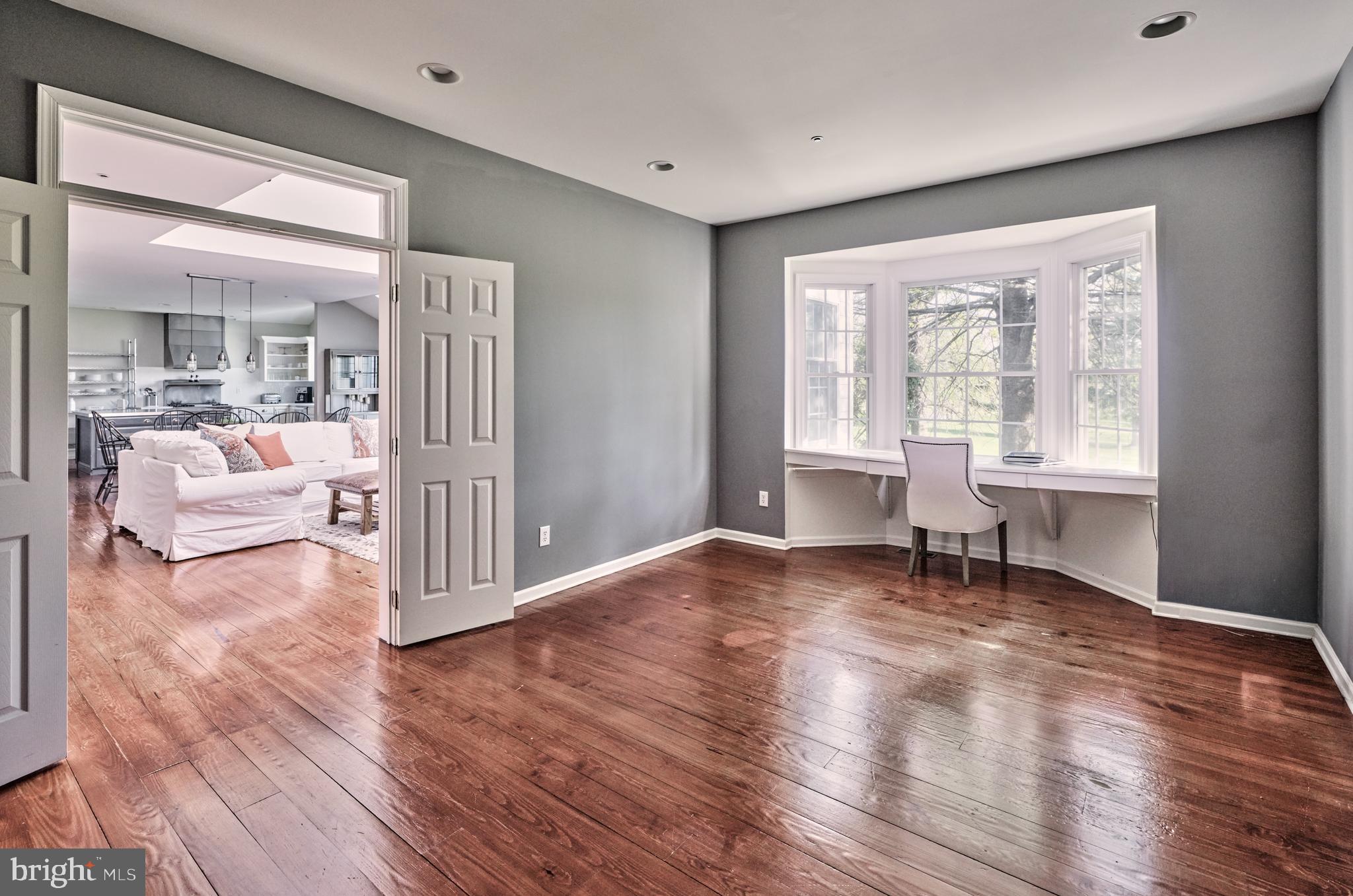 BUCKS CTY COUNTRYC - Residential
