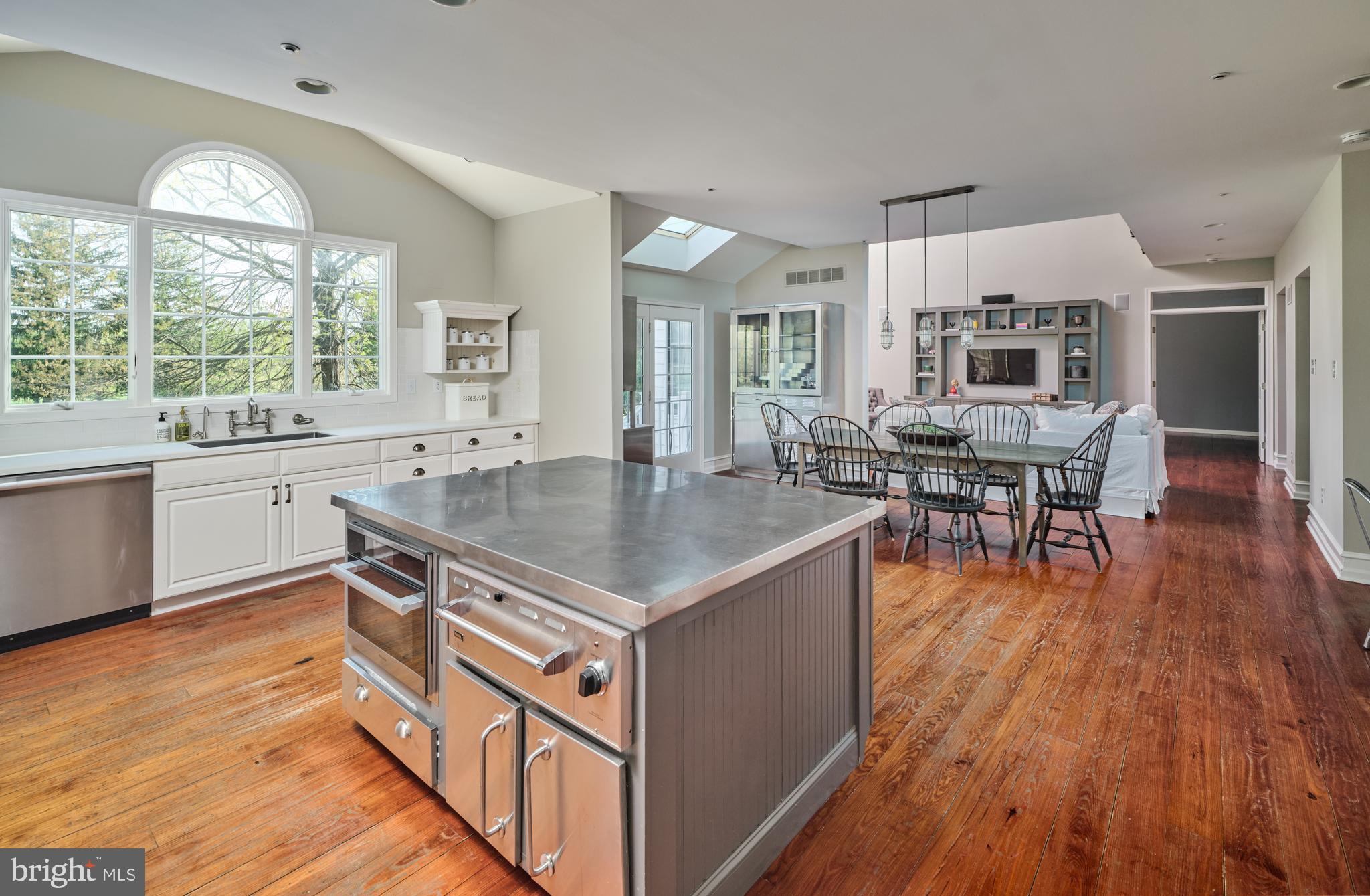 BUCKS CTY COUNTRYC - Residential
