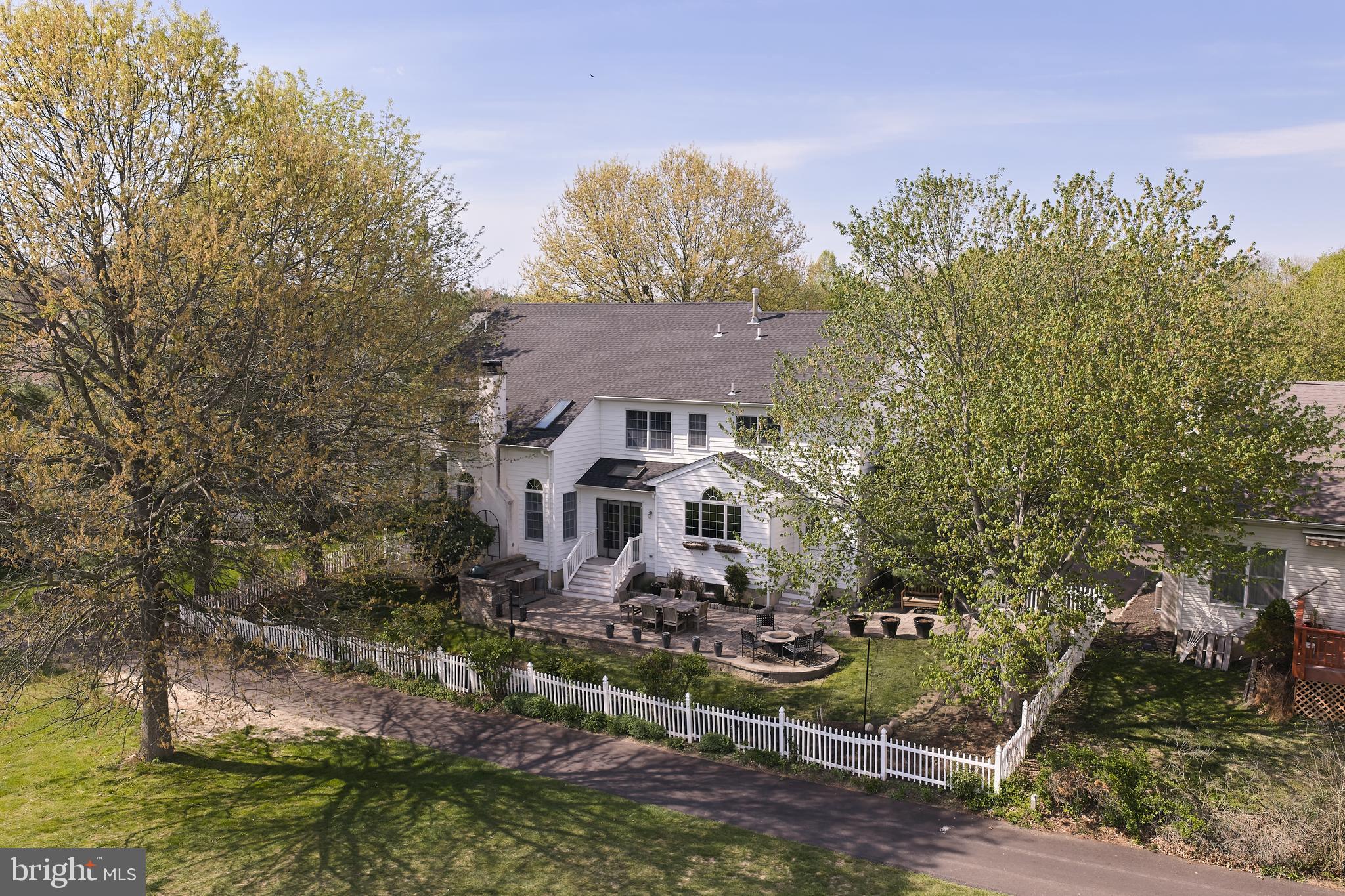 BUCKS CTY COUNTRYC - Residential