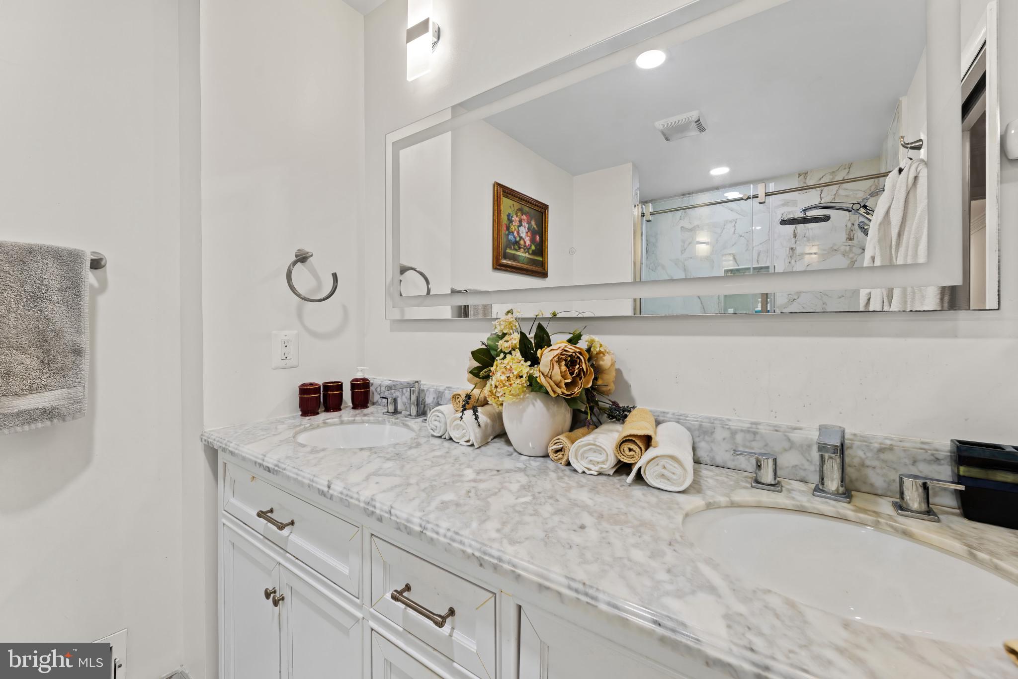 HUNTER RIDGE - Residential