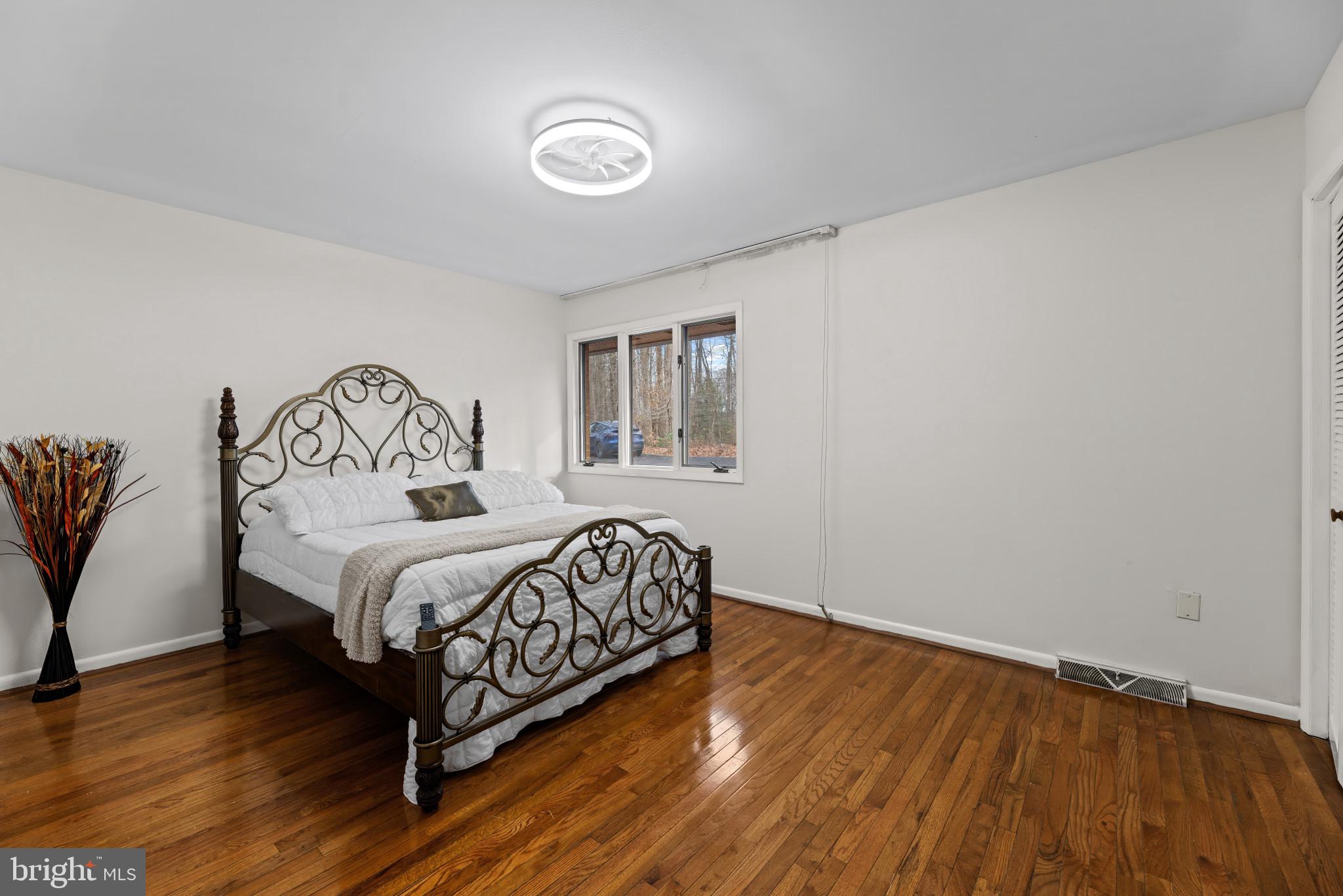 HUNTER RIDGE - Residential