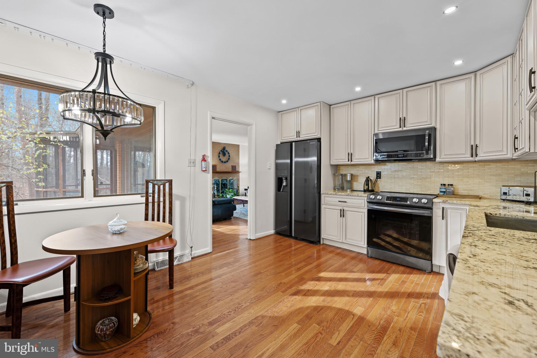 HUNTER RIDGE - Residential