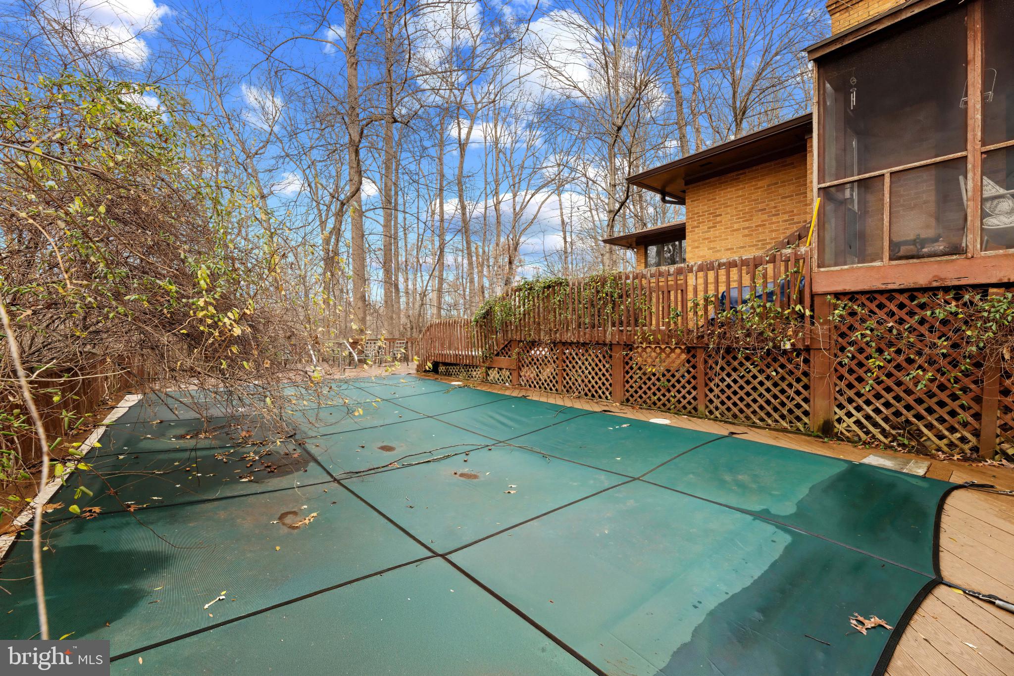 HUNTER RIDGE - Residential