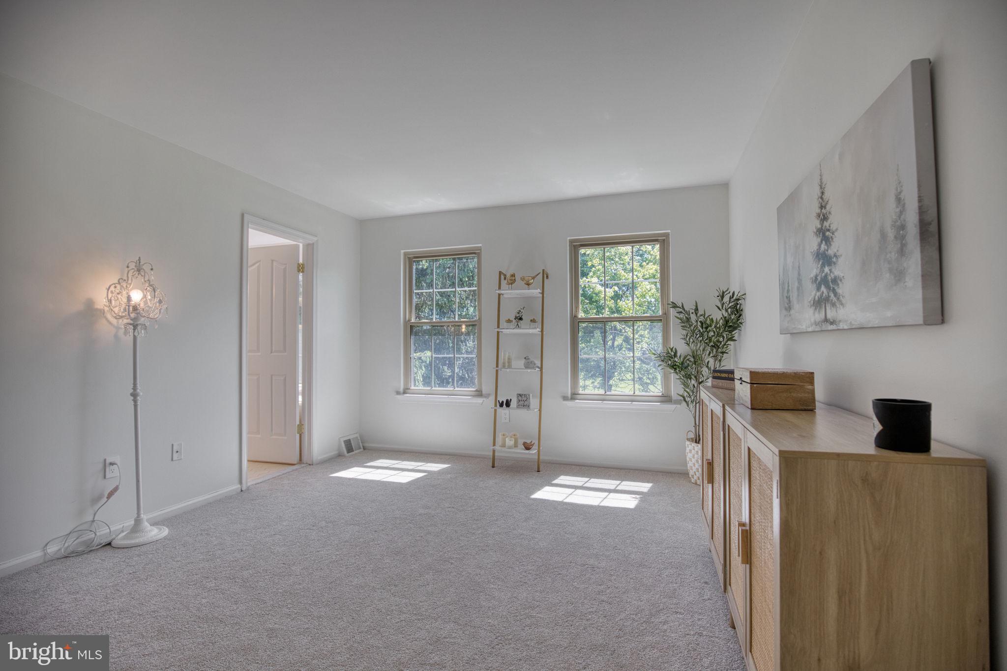 MONTGOMERY BROOKE - Residential