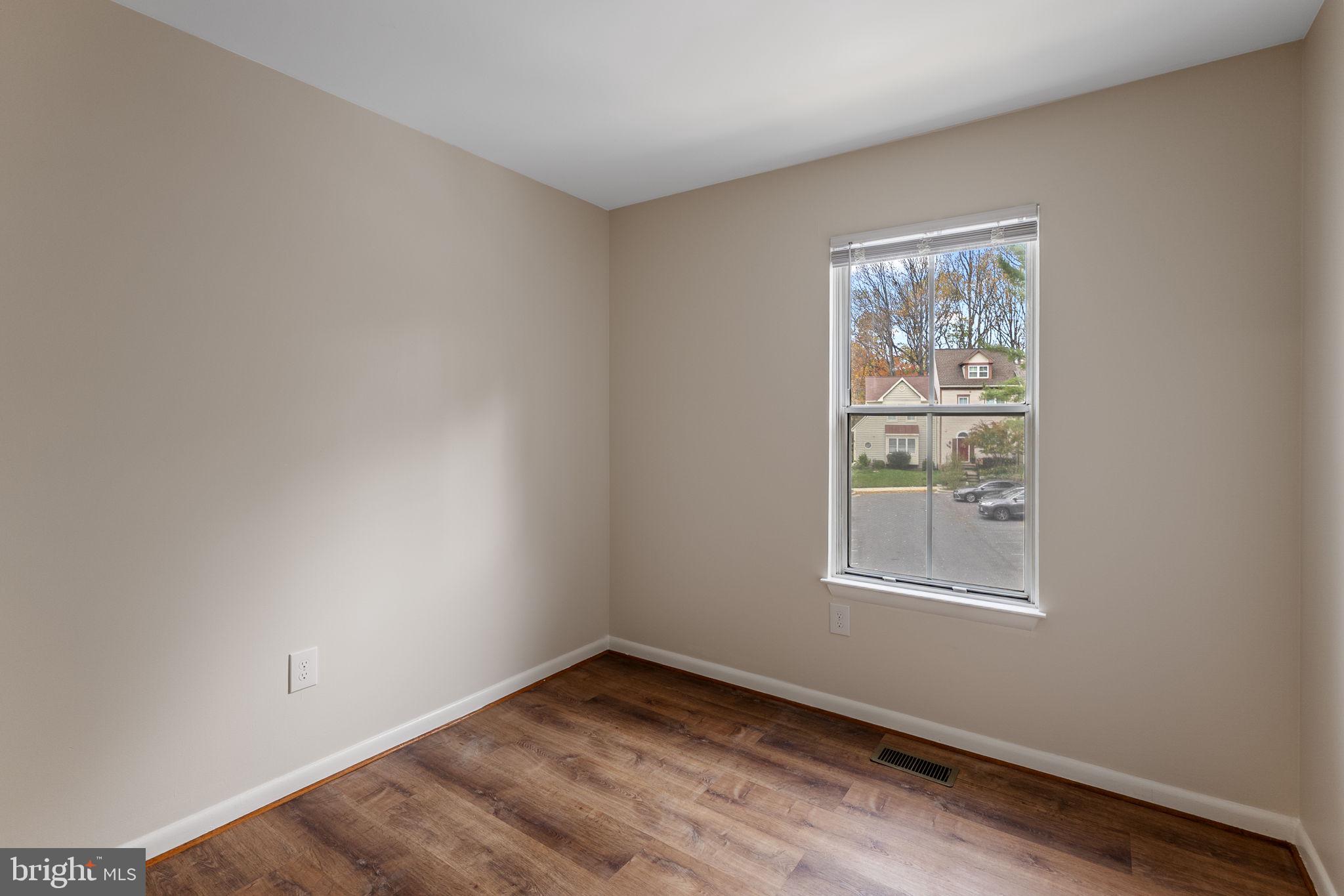 CHURCHILL TOWN SECTOR - Residential Lease