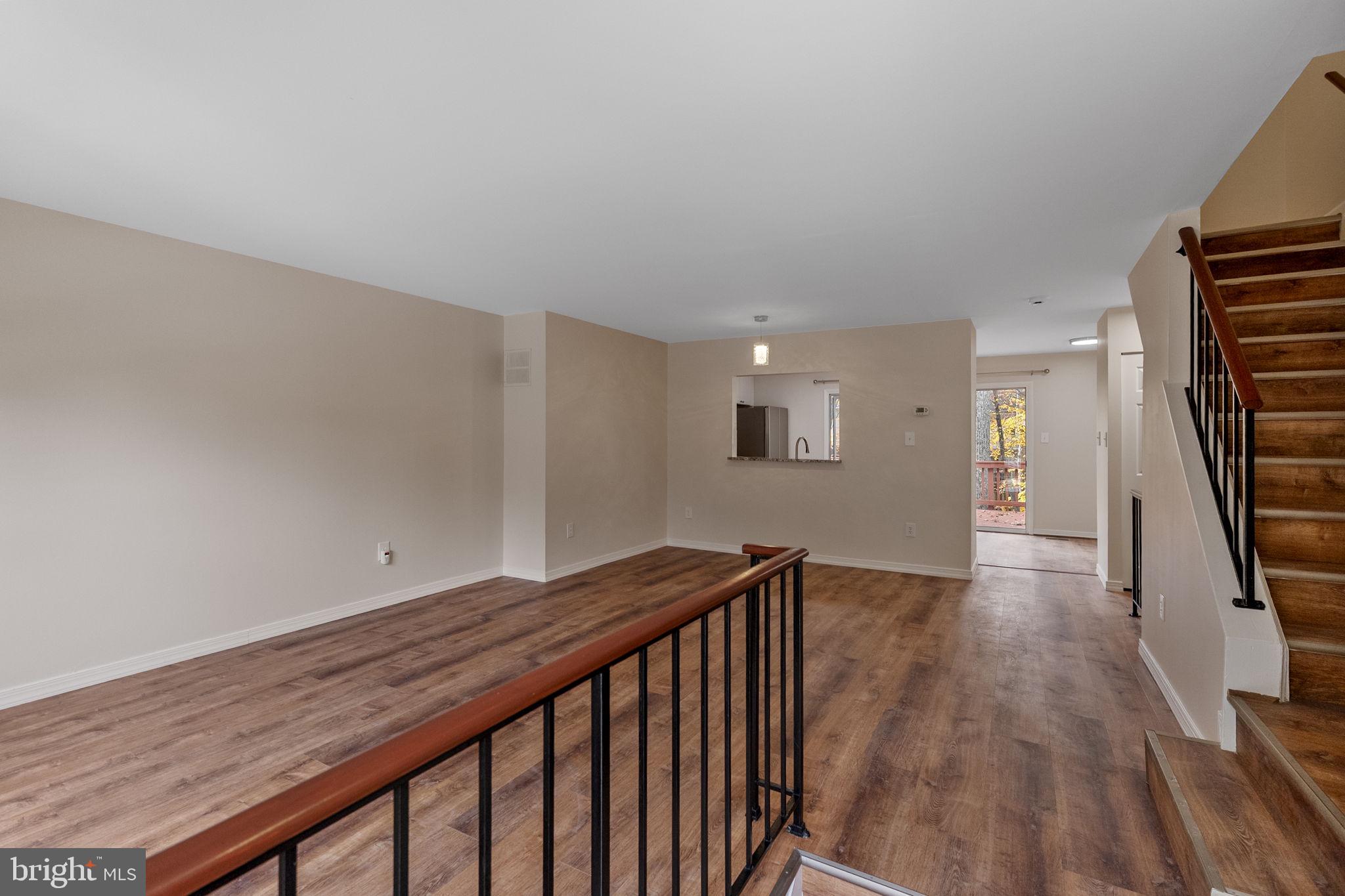 CHURCHILL TOWN SECTOR - Residential Lease