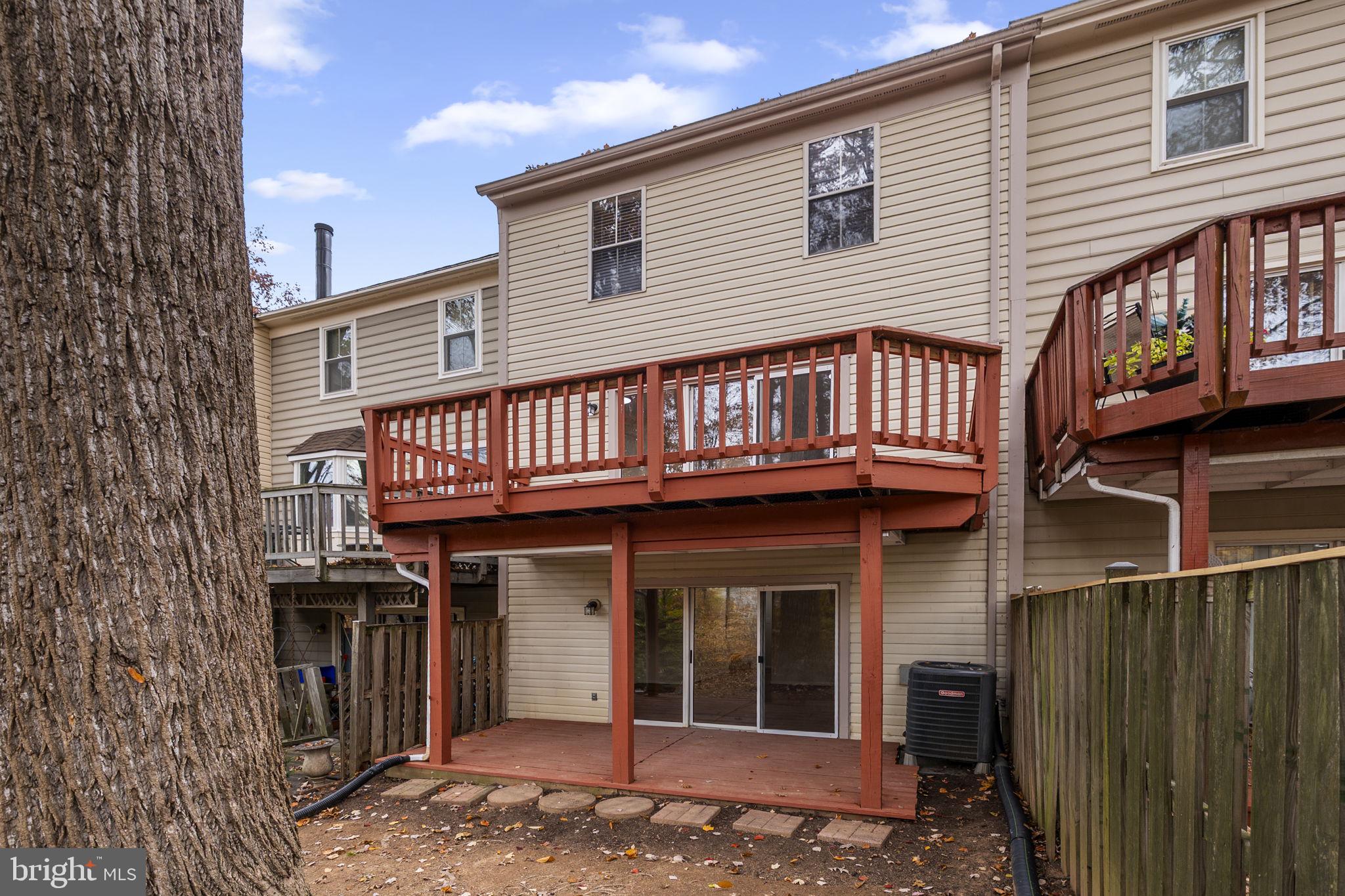 CHURCHILL TOWN SECTOR - Residential Lease