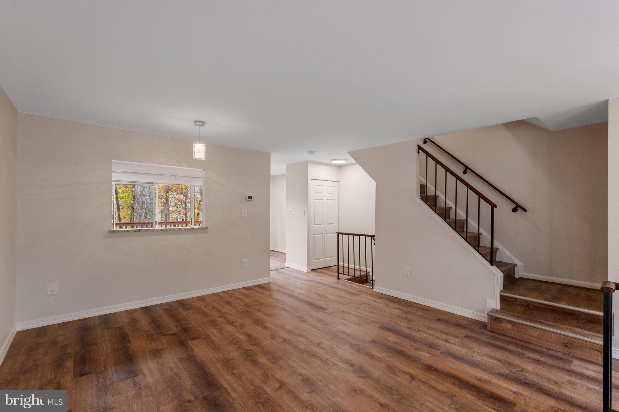 CHURCHILL TOWN SECTOR - Residential Lease