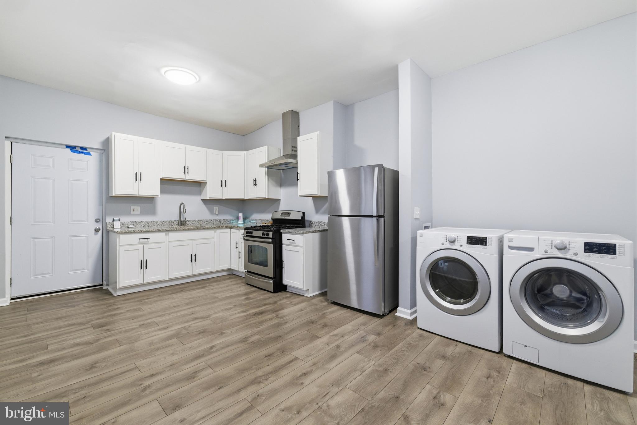 BOOTH-BOYD - Residential