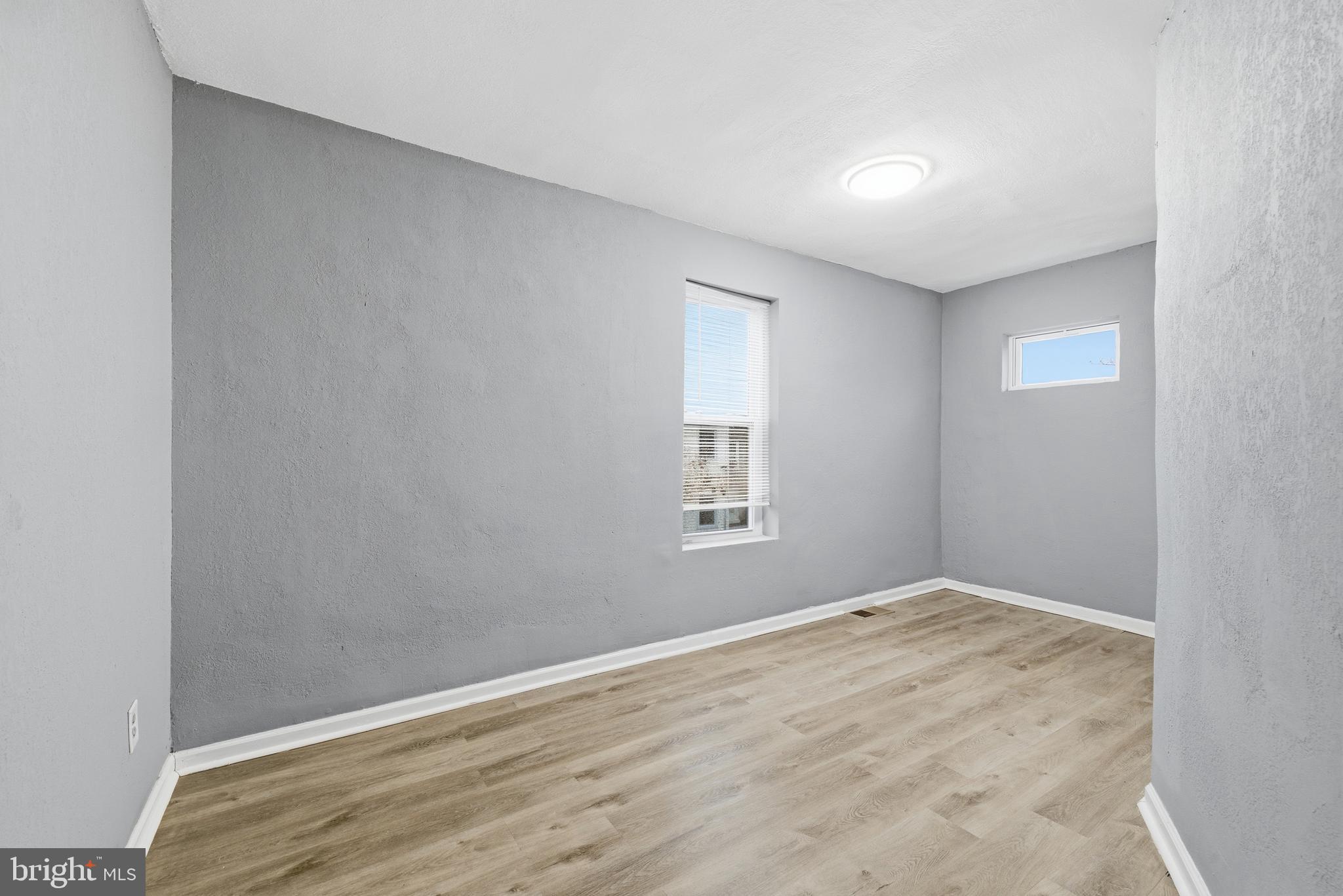 BOOTH-BOYD - Residential