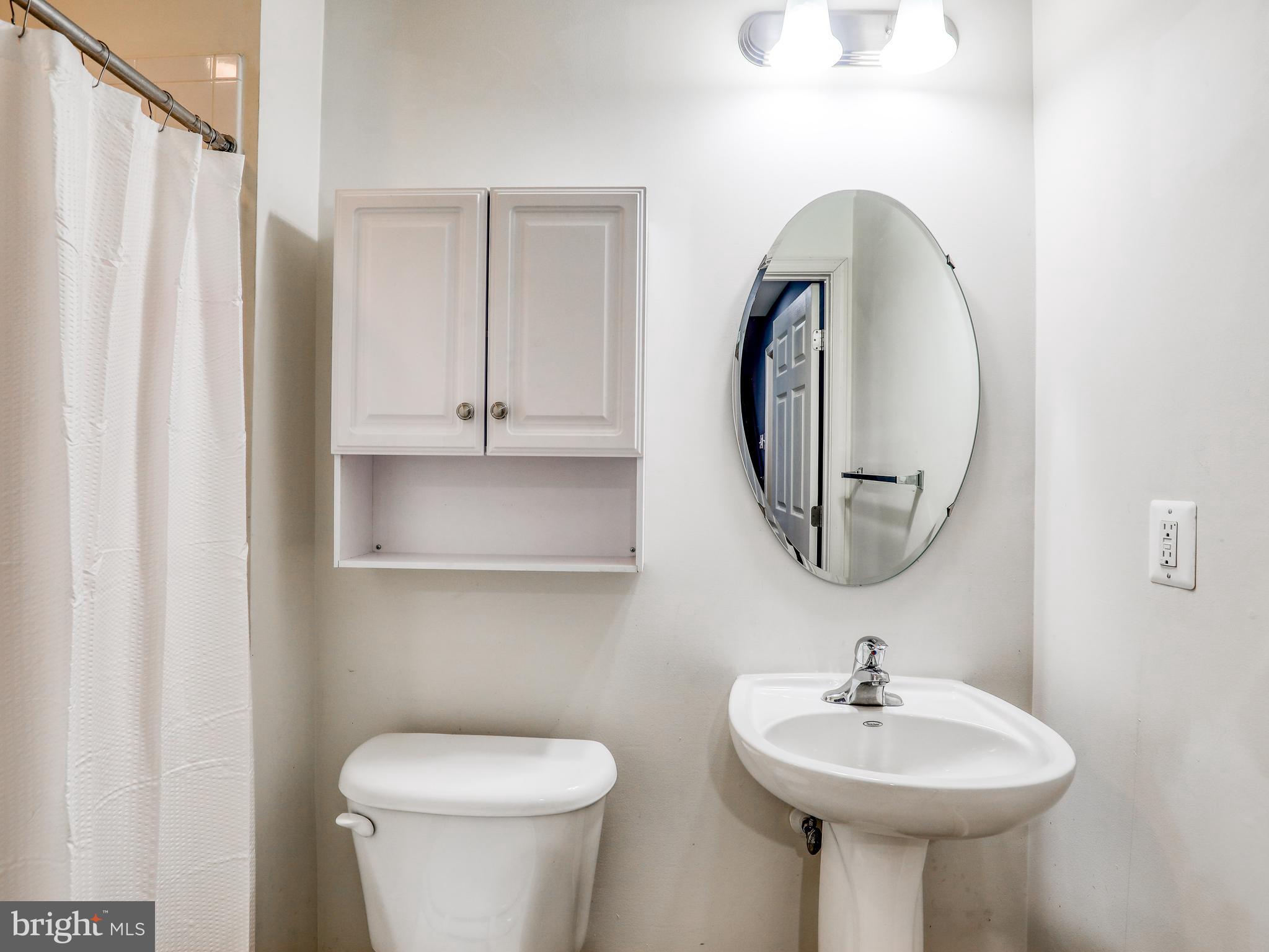 LAKELAND PLACE - Residential