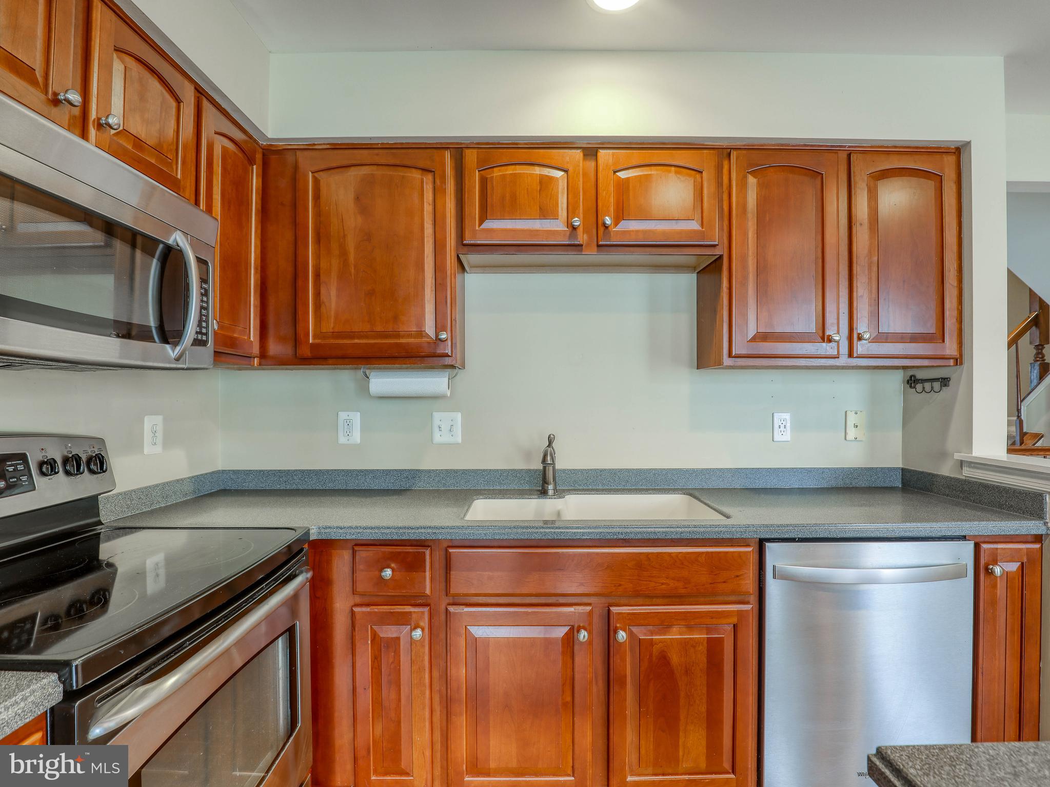 LAKELAND PLACE - Residential