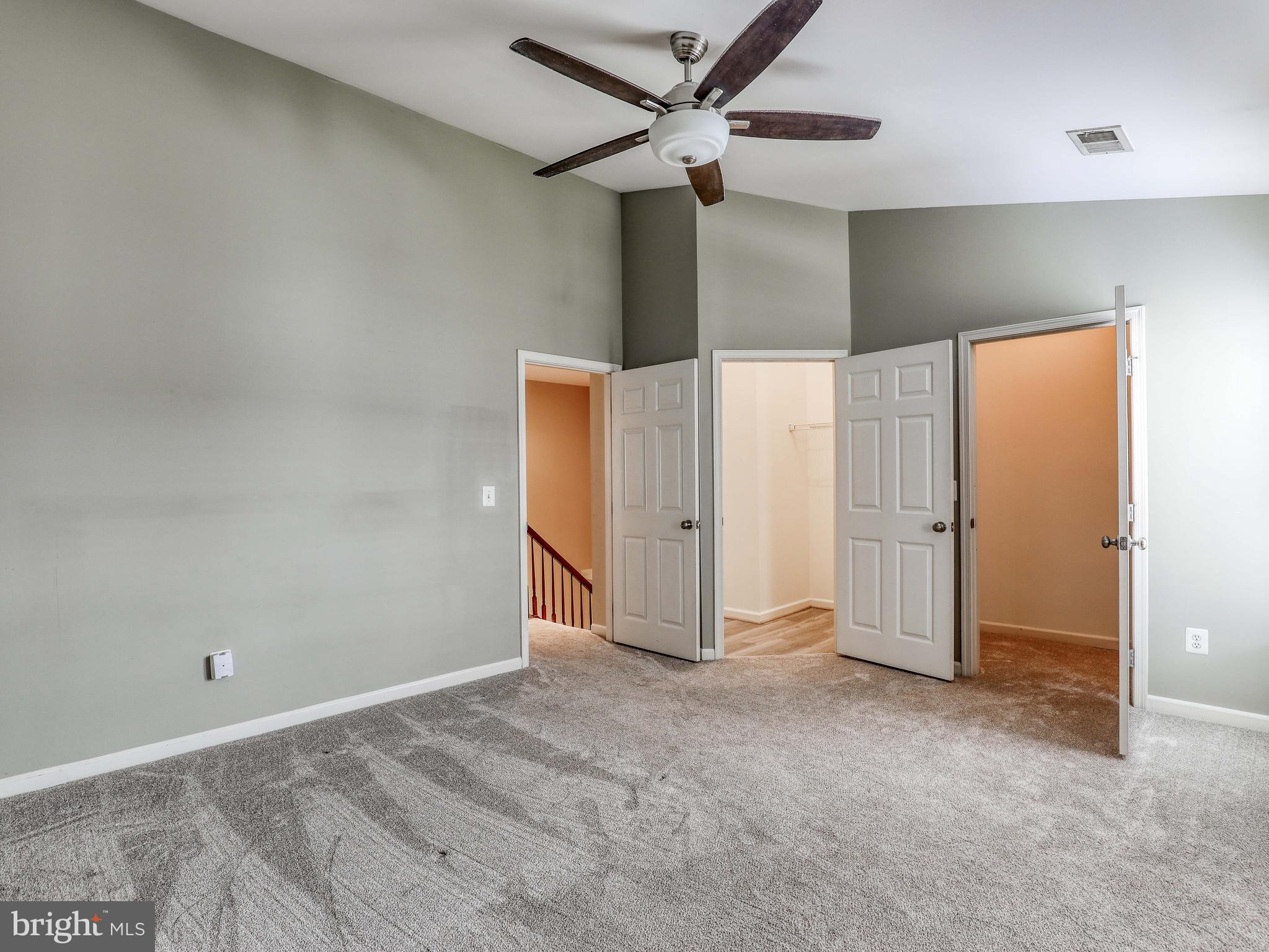 LAKELAND PLACE - Residential