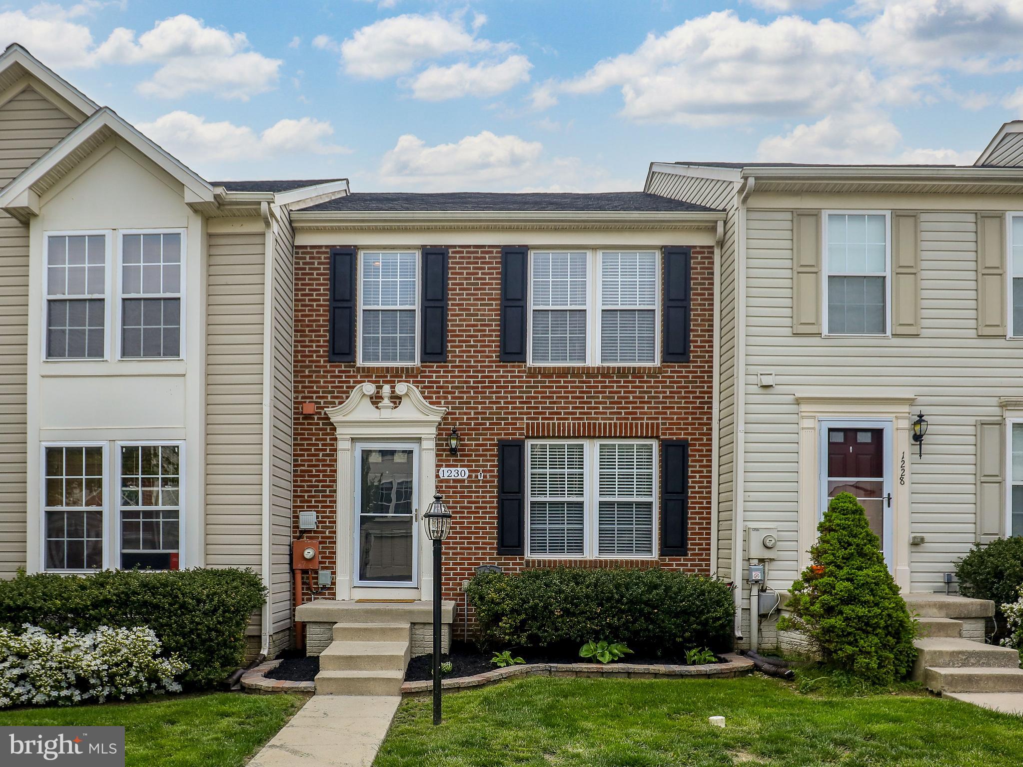 LAKELAND PLACE - Residential