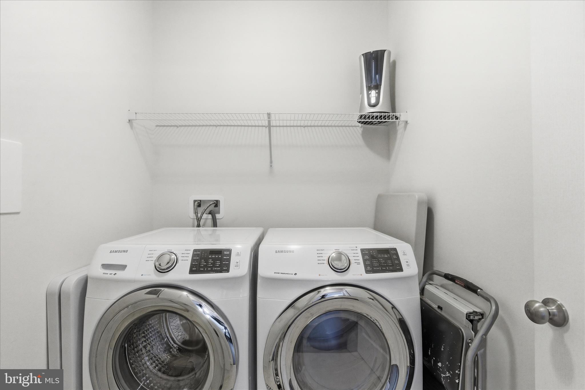 THE RESIDENCES OF WILDEWOOD - Residential