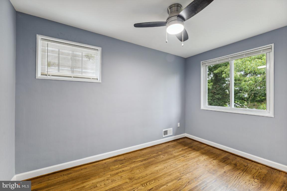 OXON HILL - Residential