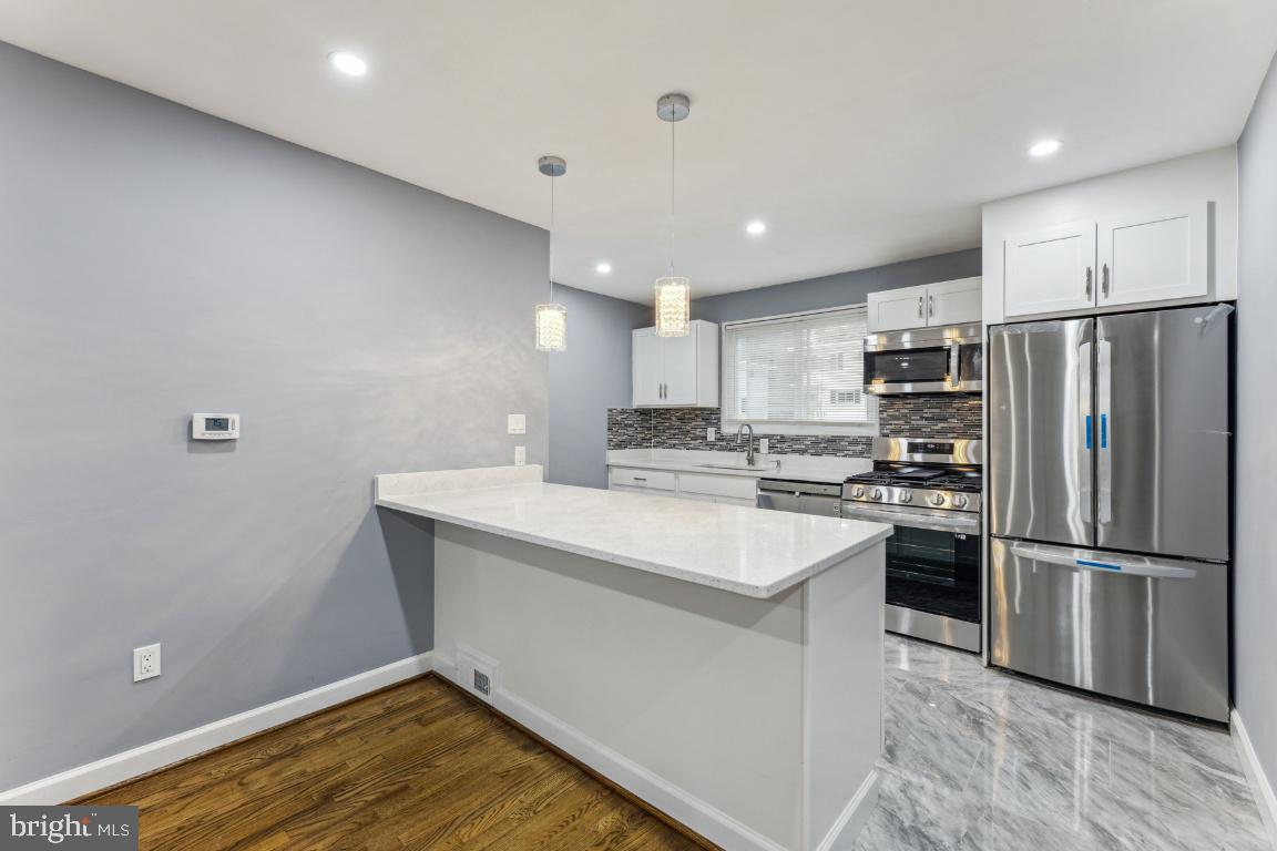 OXON HILL - Residential