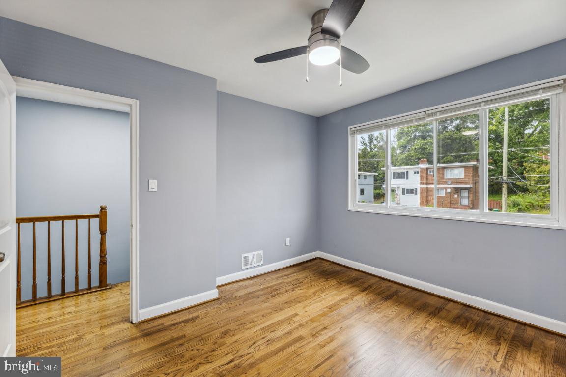 OXON HILL - Residential