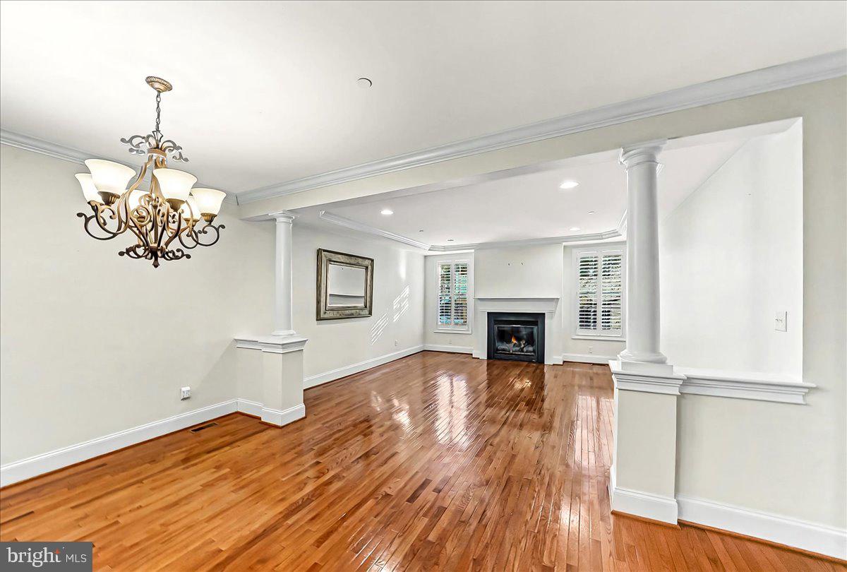 JEFFERSON CROSSING - Residential