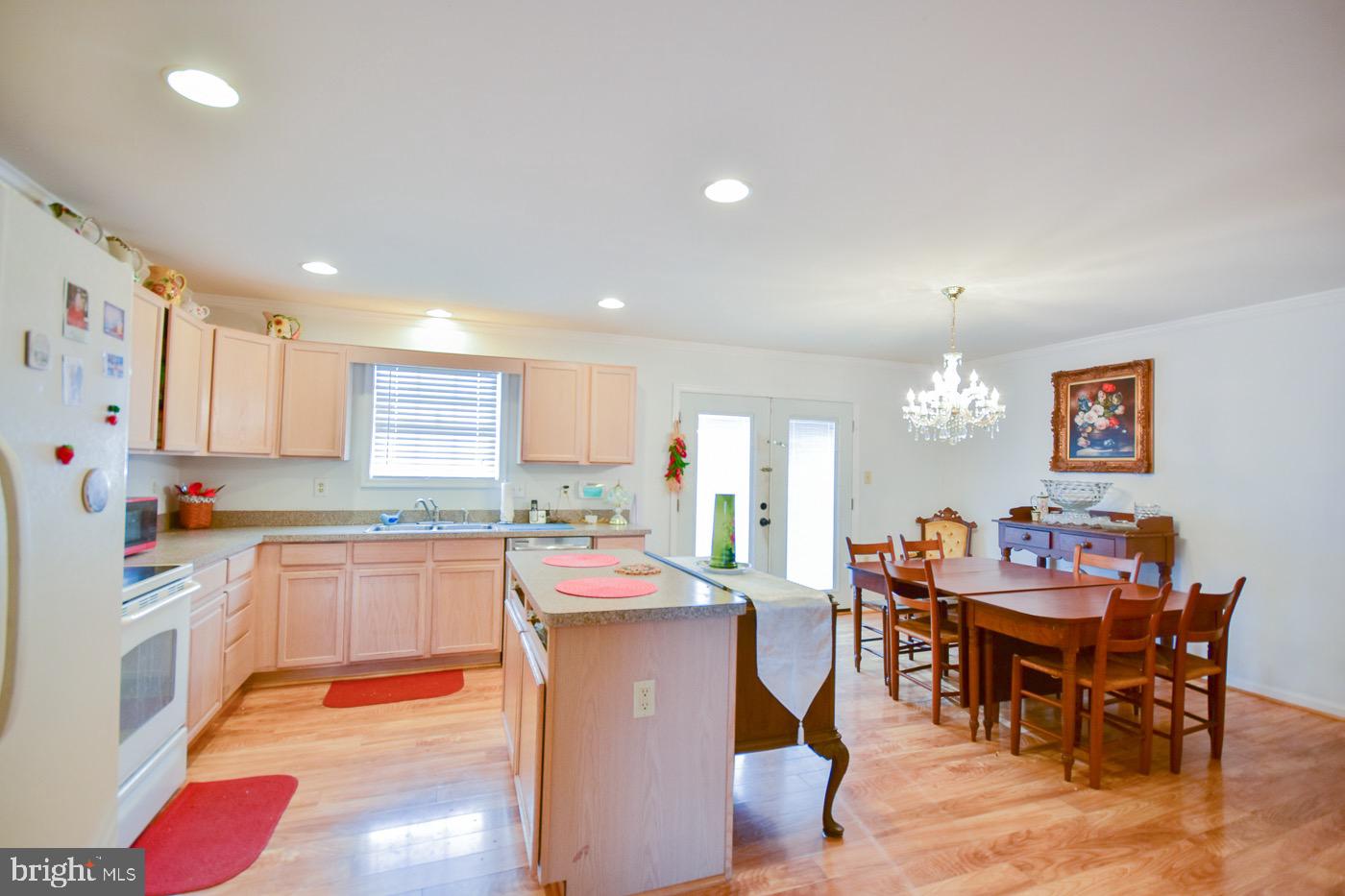 ASHLEY BRIN - Residential