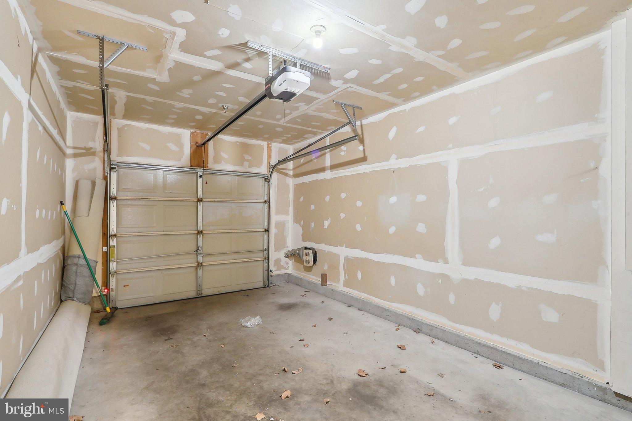 MERCER PARK CONDOMINIUM - Residential