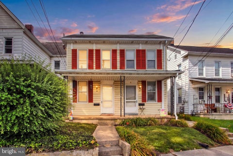 Multifamily For Sale - 14 AND 14 1/2 Ridge Avenue<br/> York County, HANOVER, PA 17331