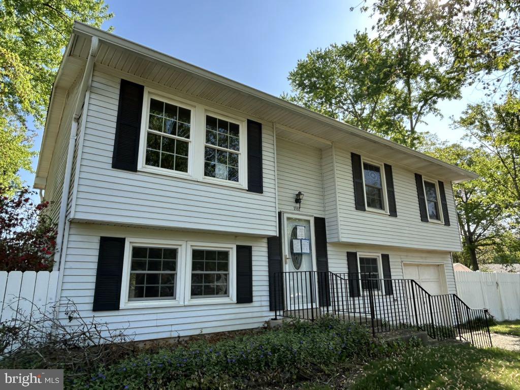 STRAWBERRY HILL EST SUB - Residential