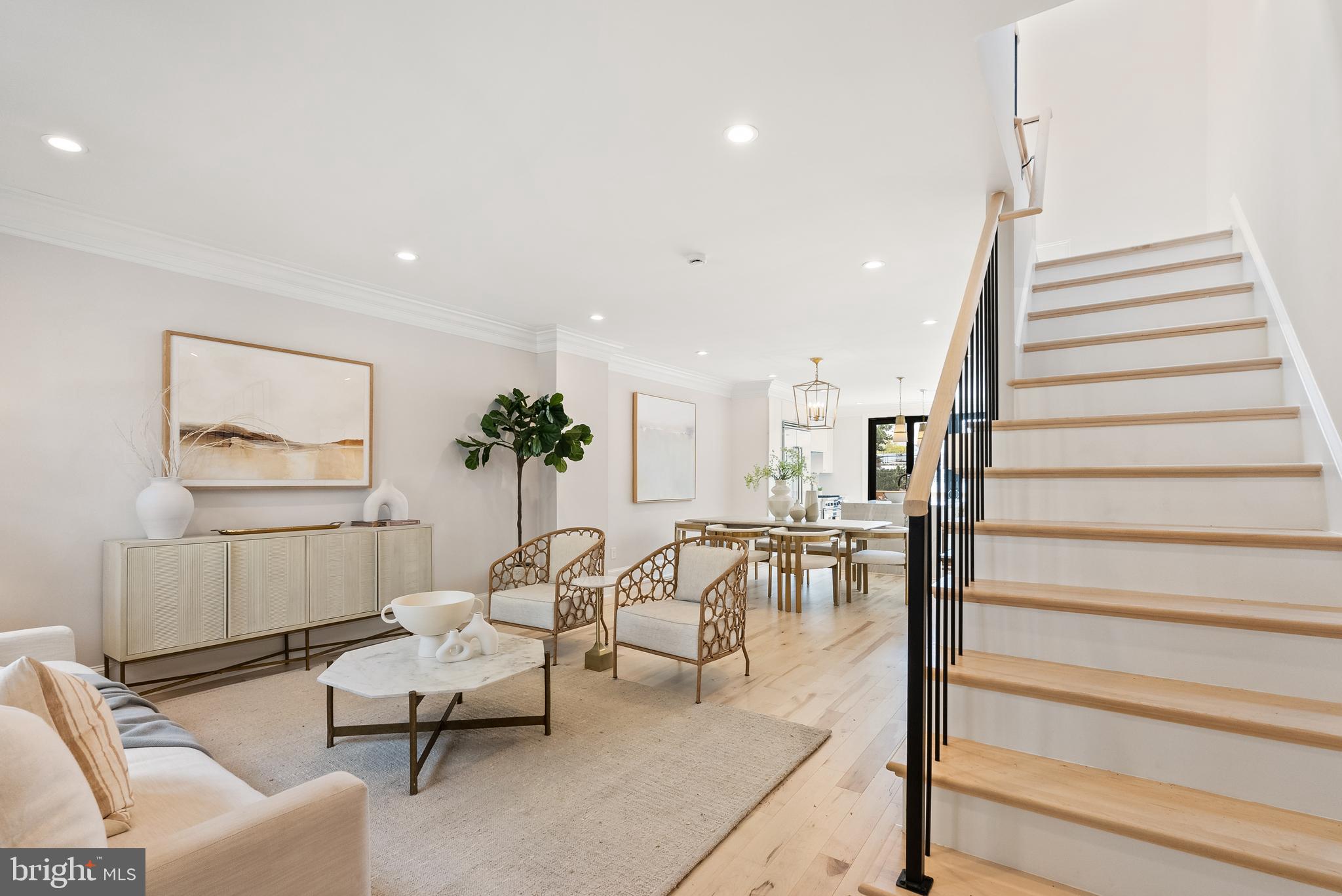 3844 BEECHER STREET NW