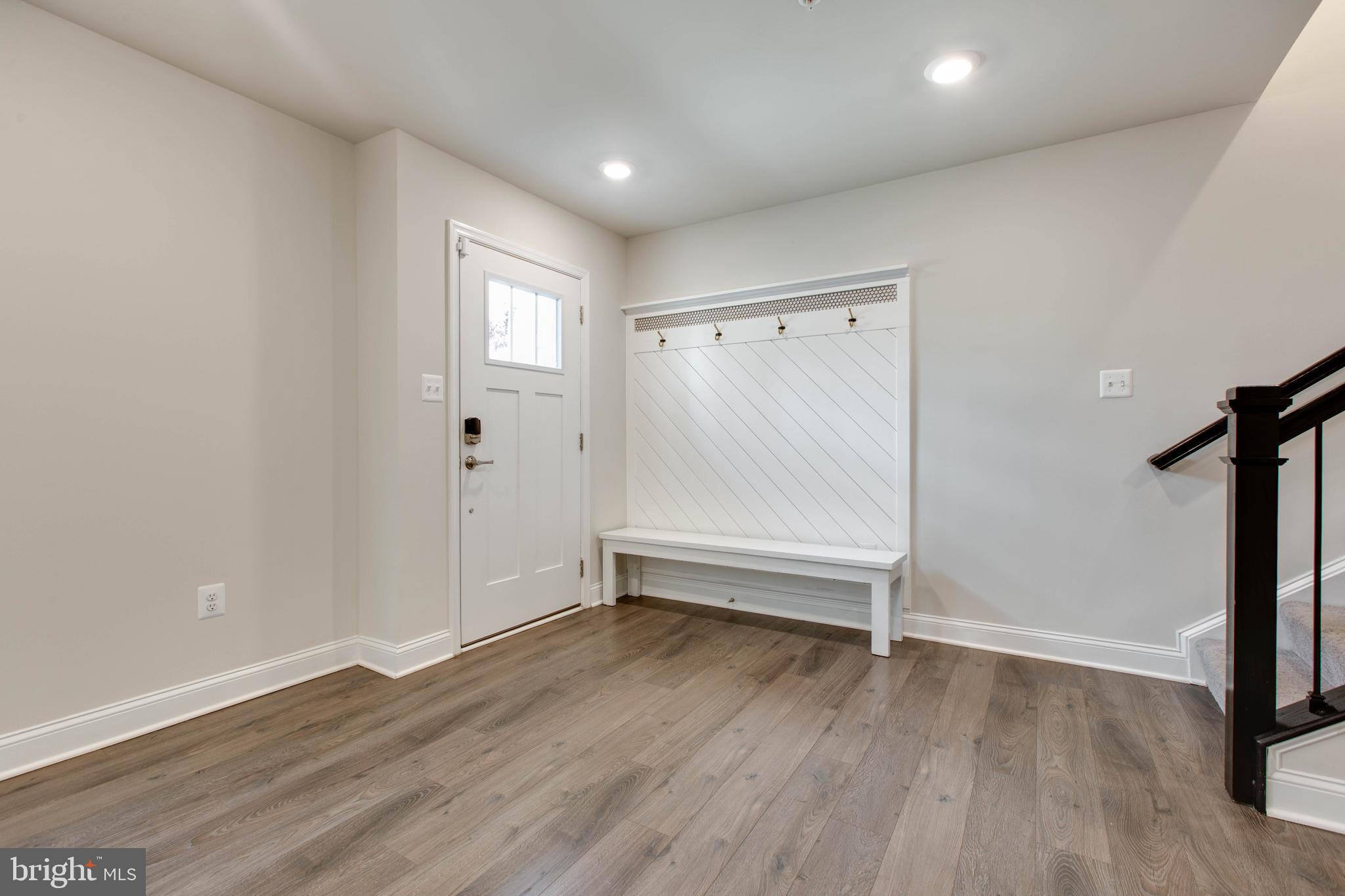 OXFORD SQUARE - Residential Lease