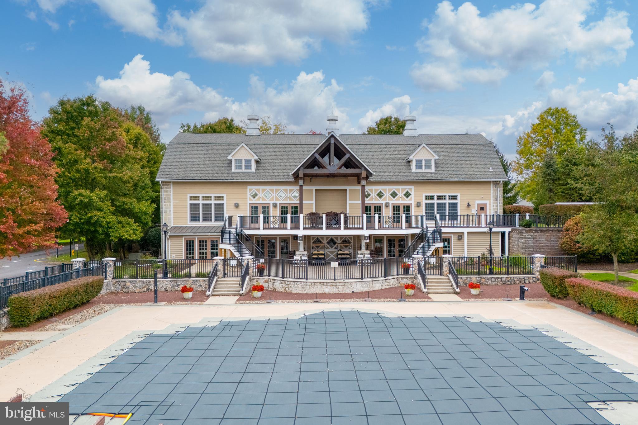 FOUR SEASONS AT FARM - Residential